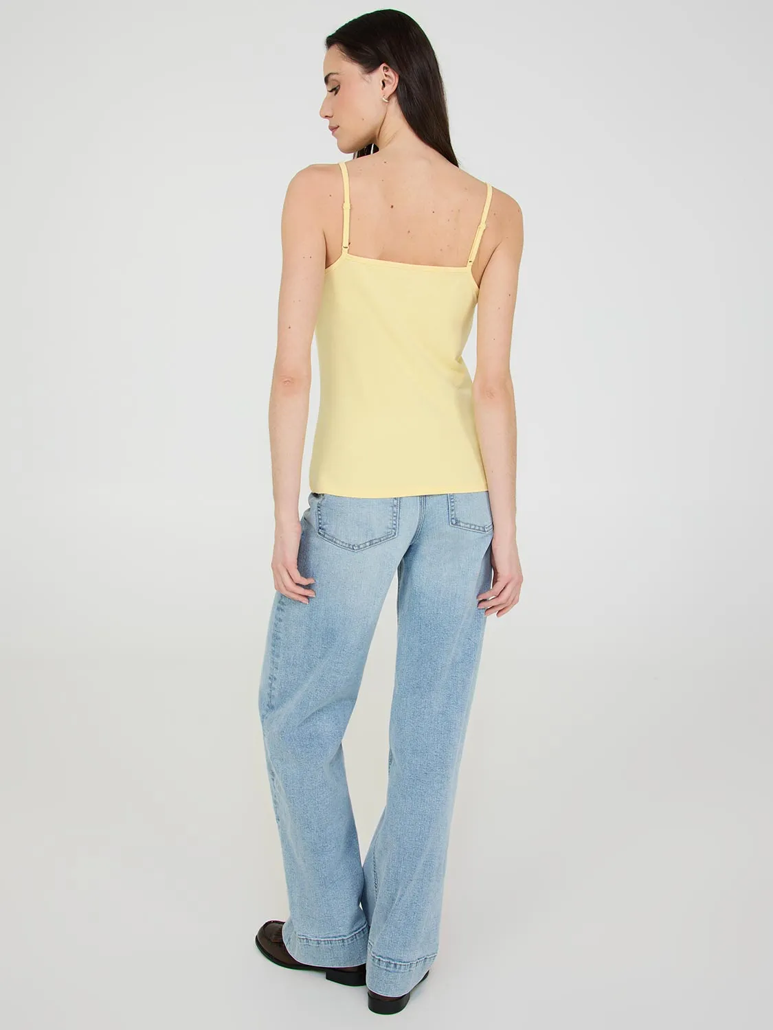 Lace Trim V-Neck Tank Top body fit