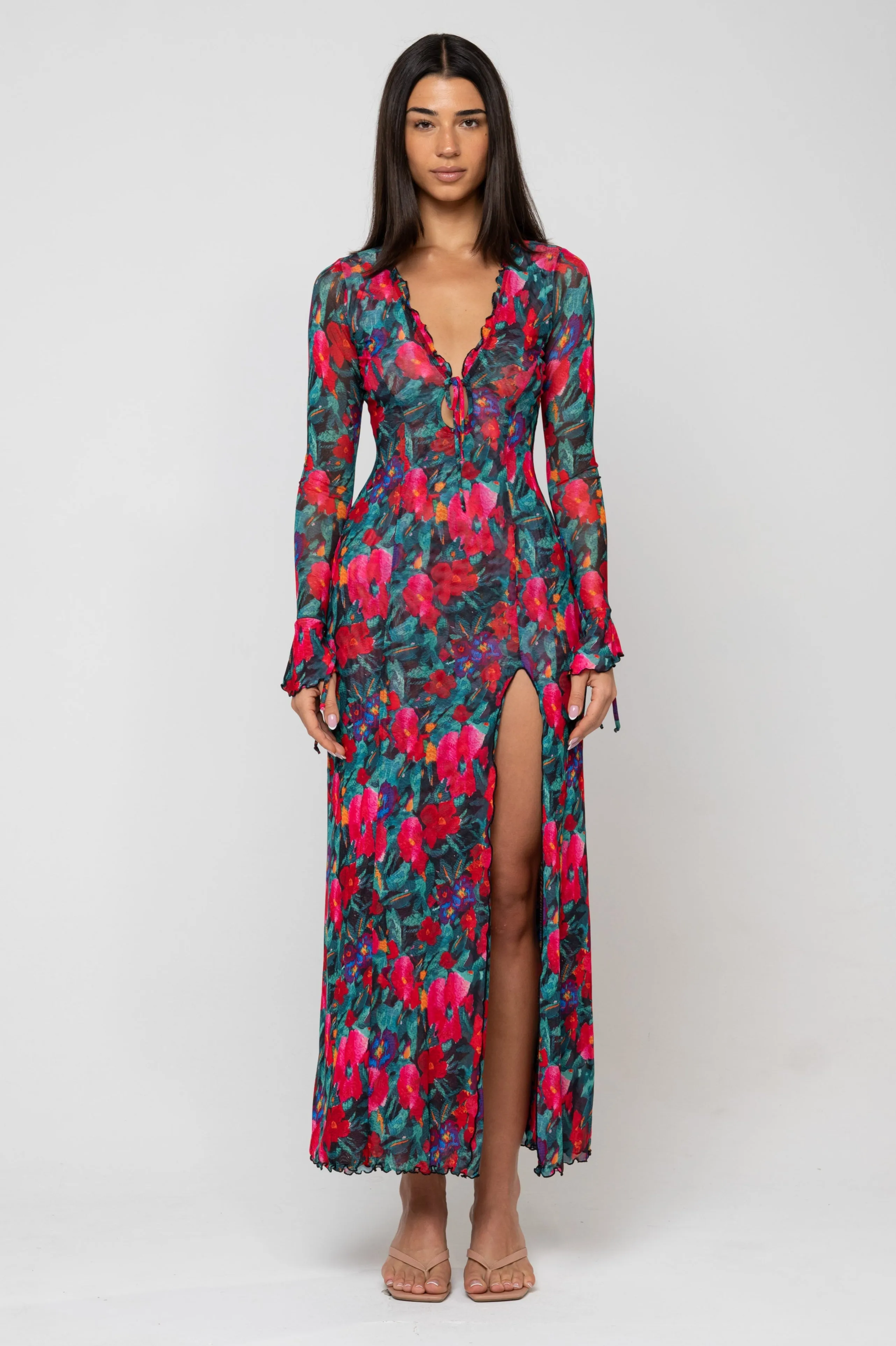 Lennon Maxi in Resort elegant style