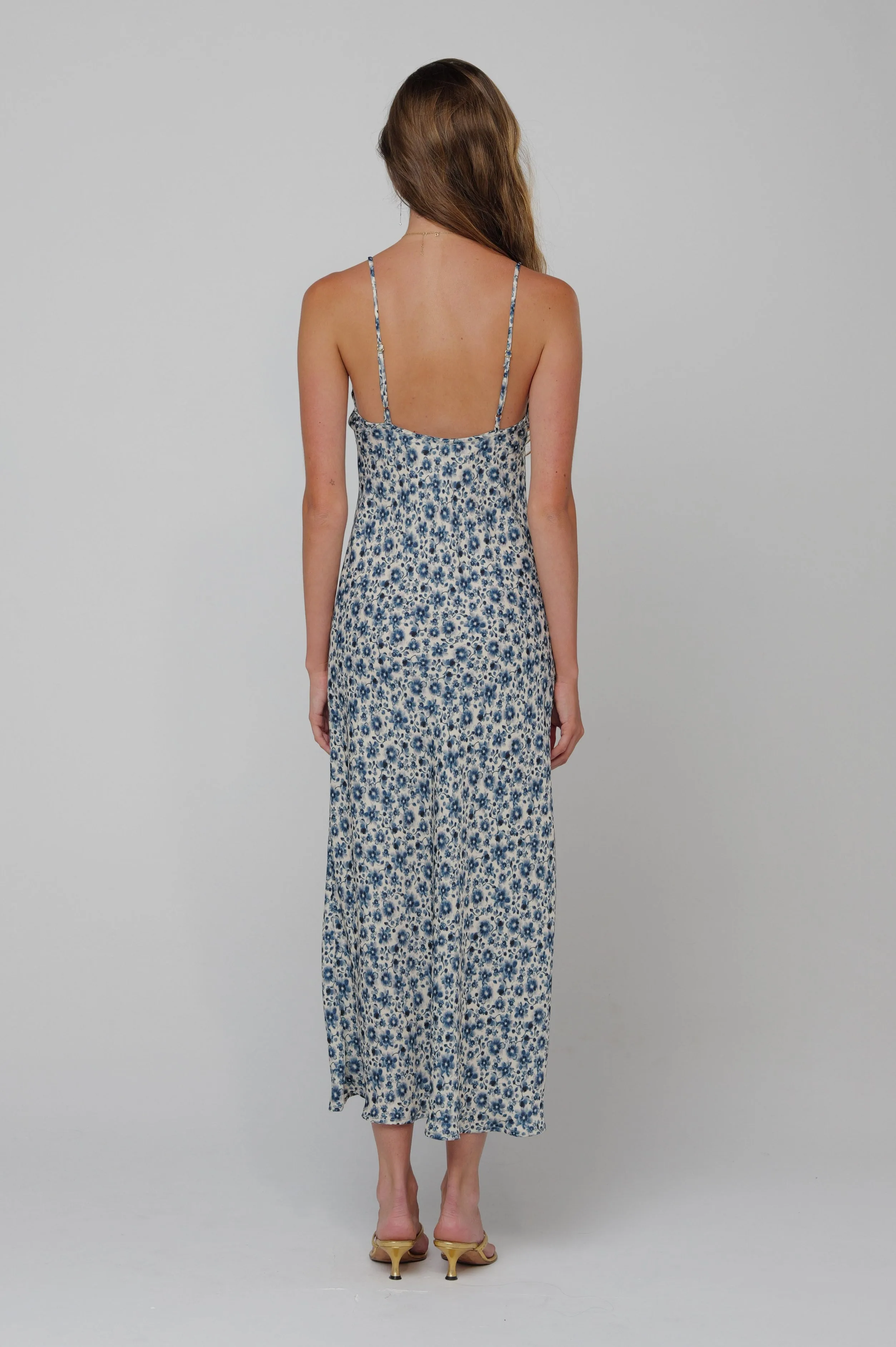 Lily Dress in Wrangler elegant charm