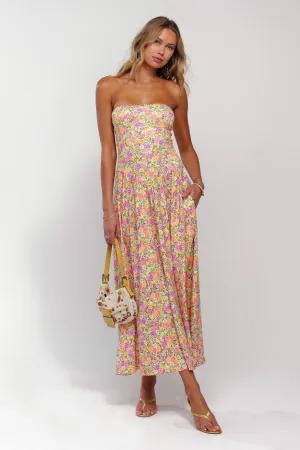 Mackenzie Dress in April weekend travel