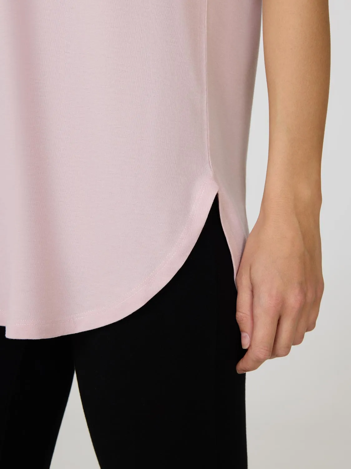 Melange Round Neck T-Shirt Travel Essential