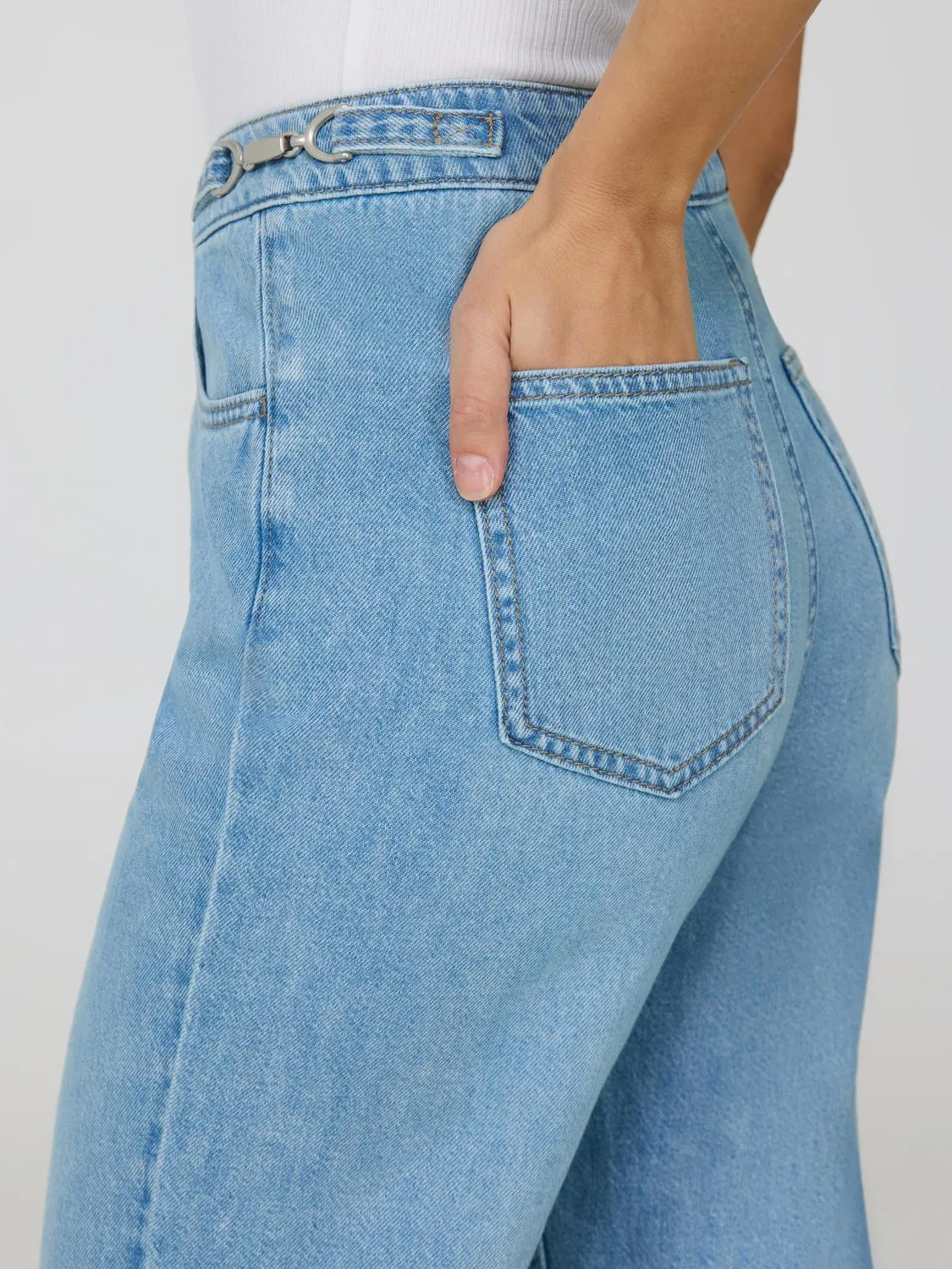 Metal Trim Straight Leg Cotton Jeans fashion energy