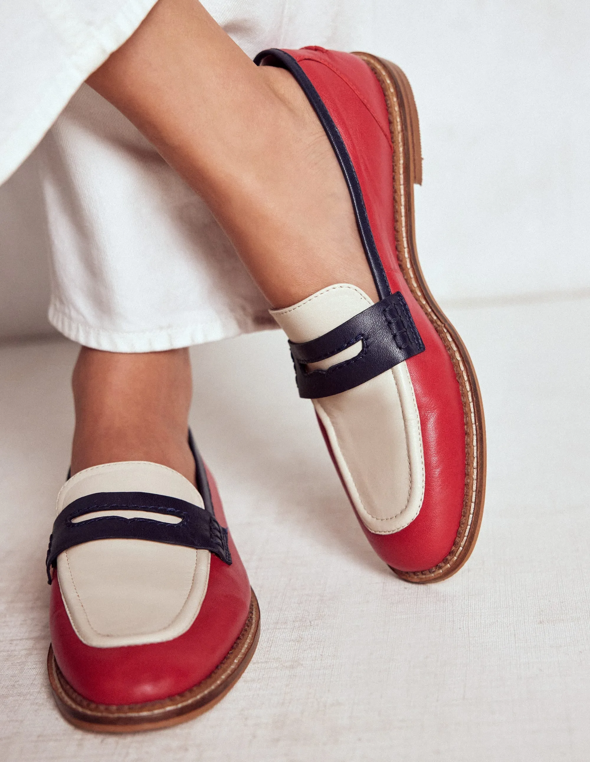 Nya Penny Loafers-Pillarbox Red/Navy fashion match