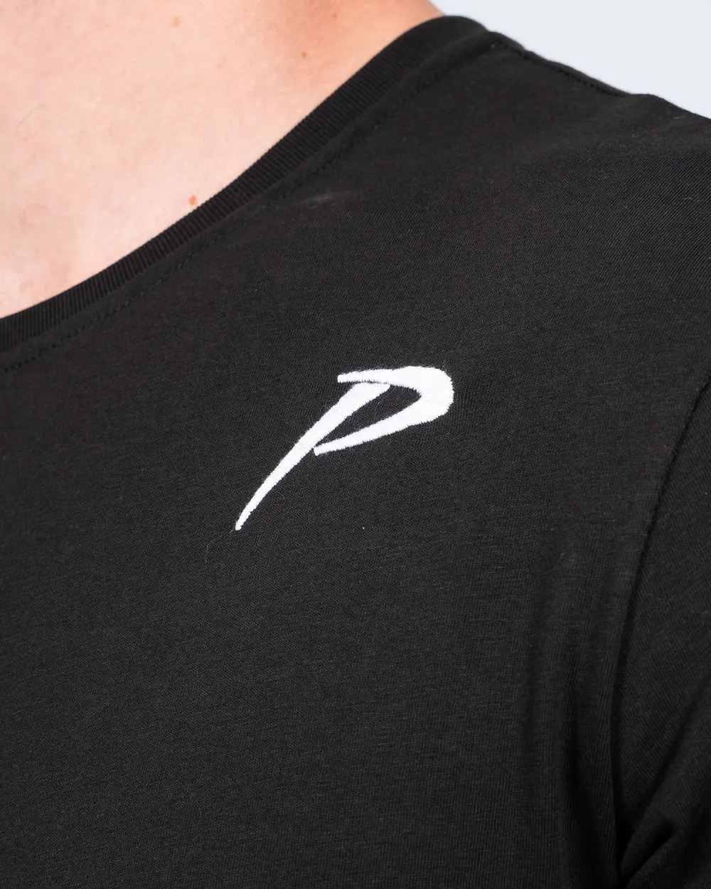 Parell Evolve Tall Embroidered T-Shirt (black) star sign