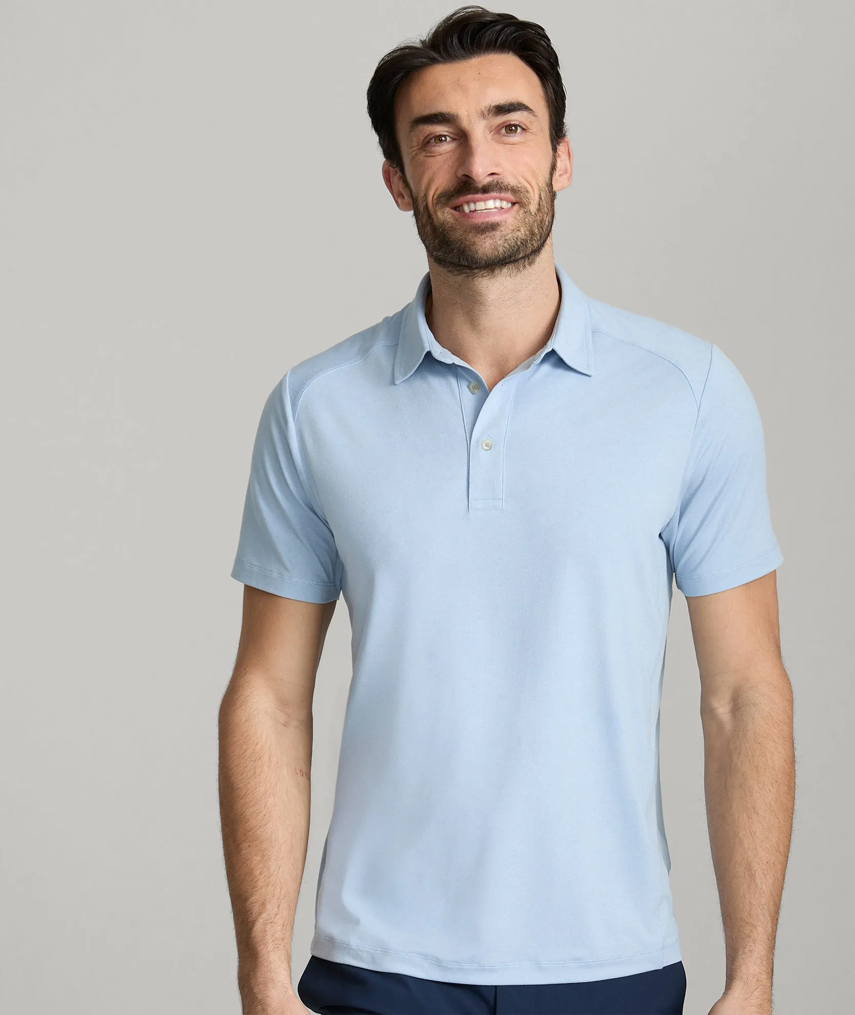 Performance Polo all-season fit