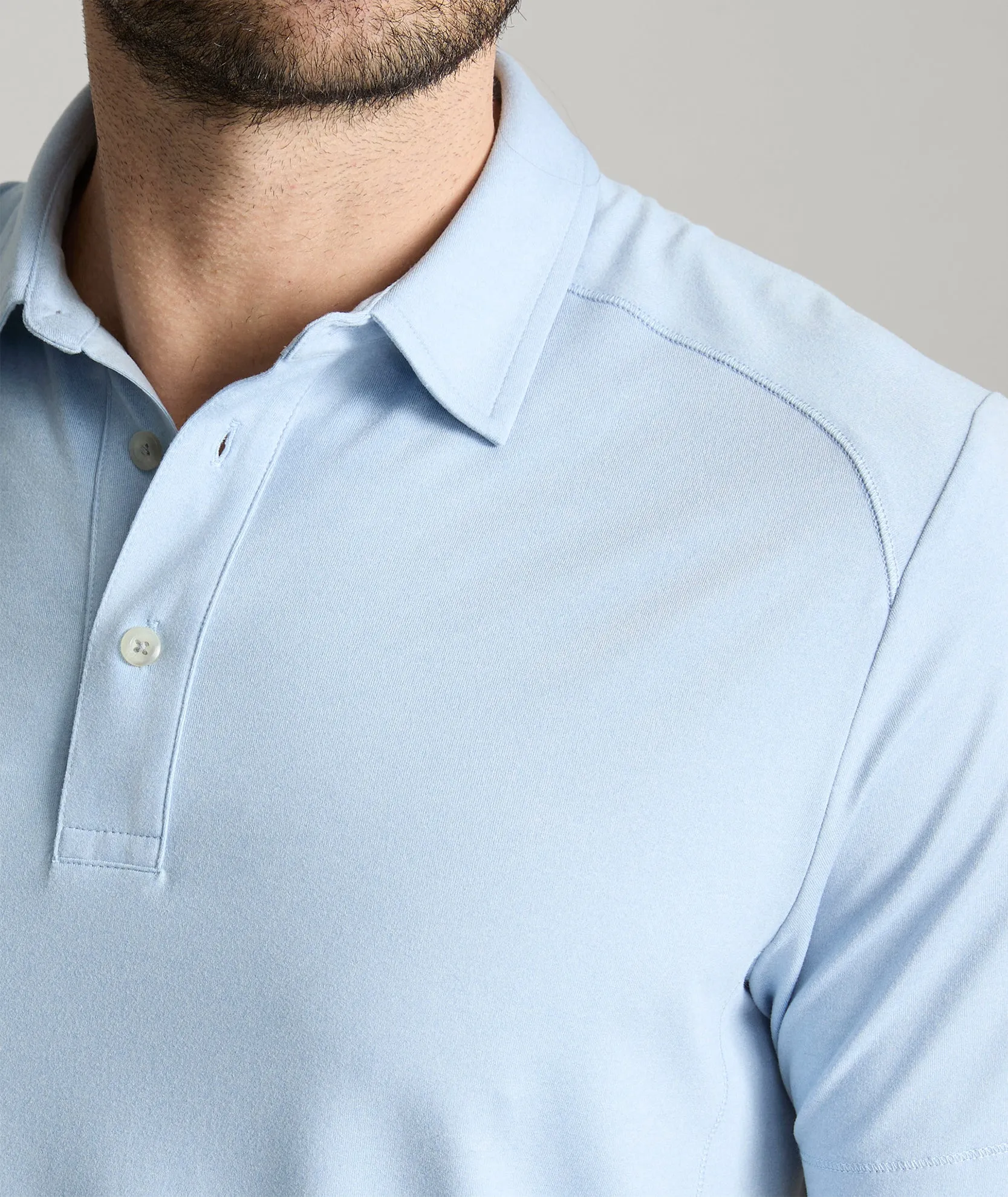 Performance Polo subtle style