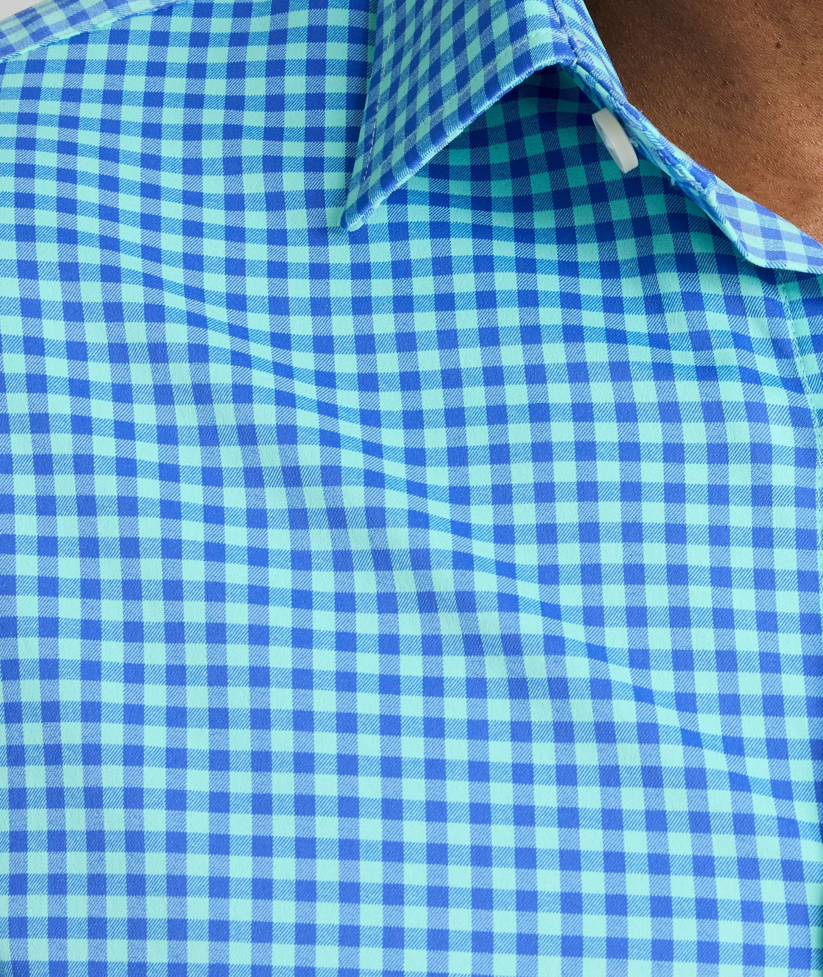 Performance Shirt with Pocket Signature Cut