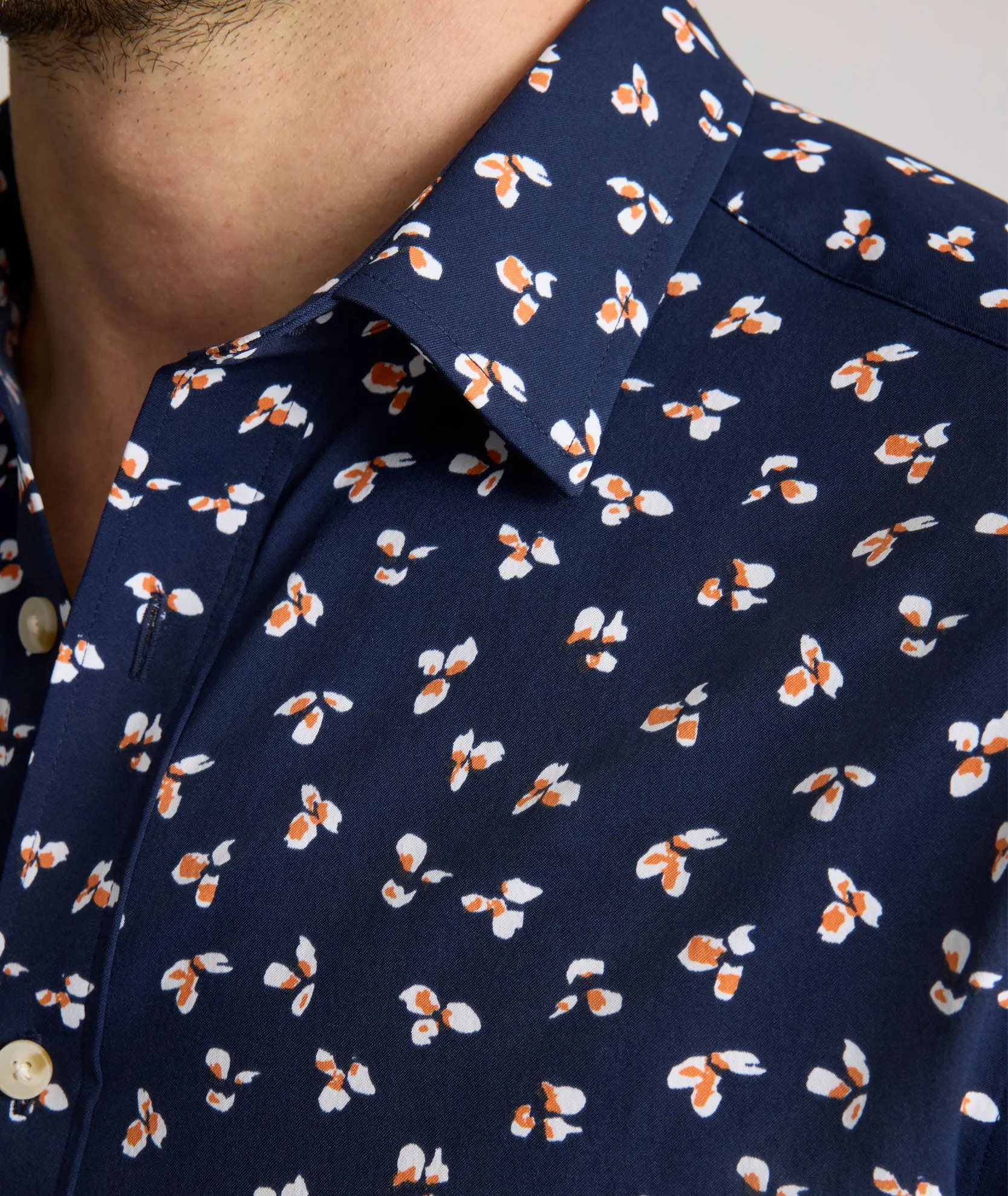 Performance Short-Sleeve Shirt City Hero