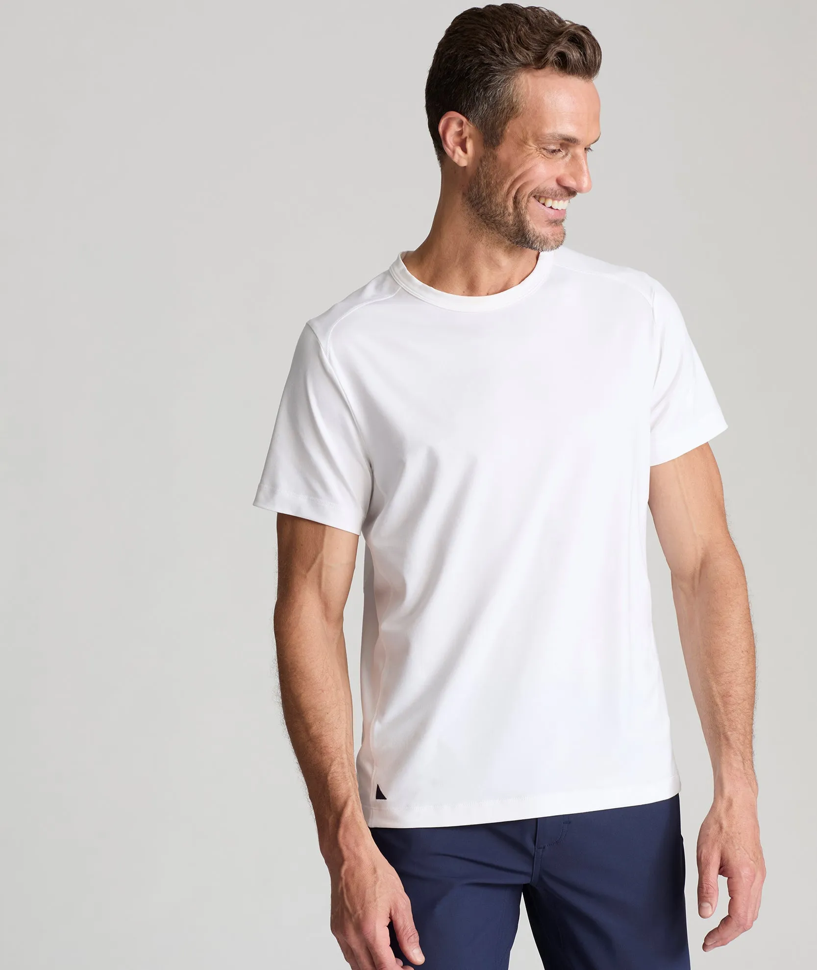 Performance Tee sleek vibe