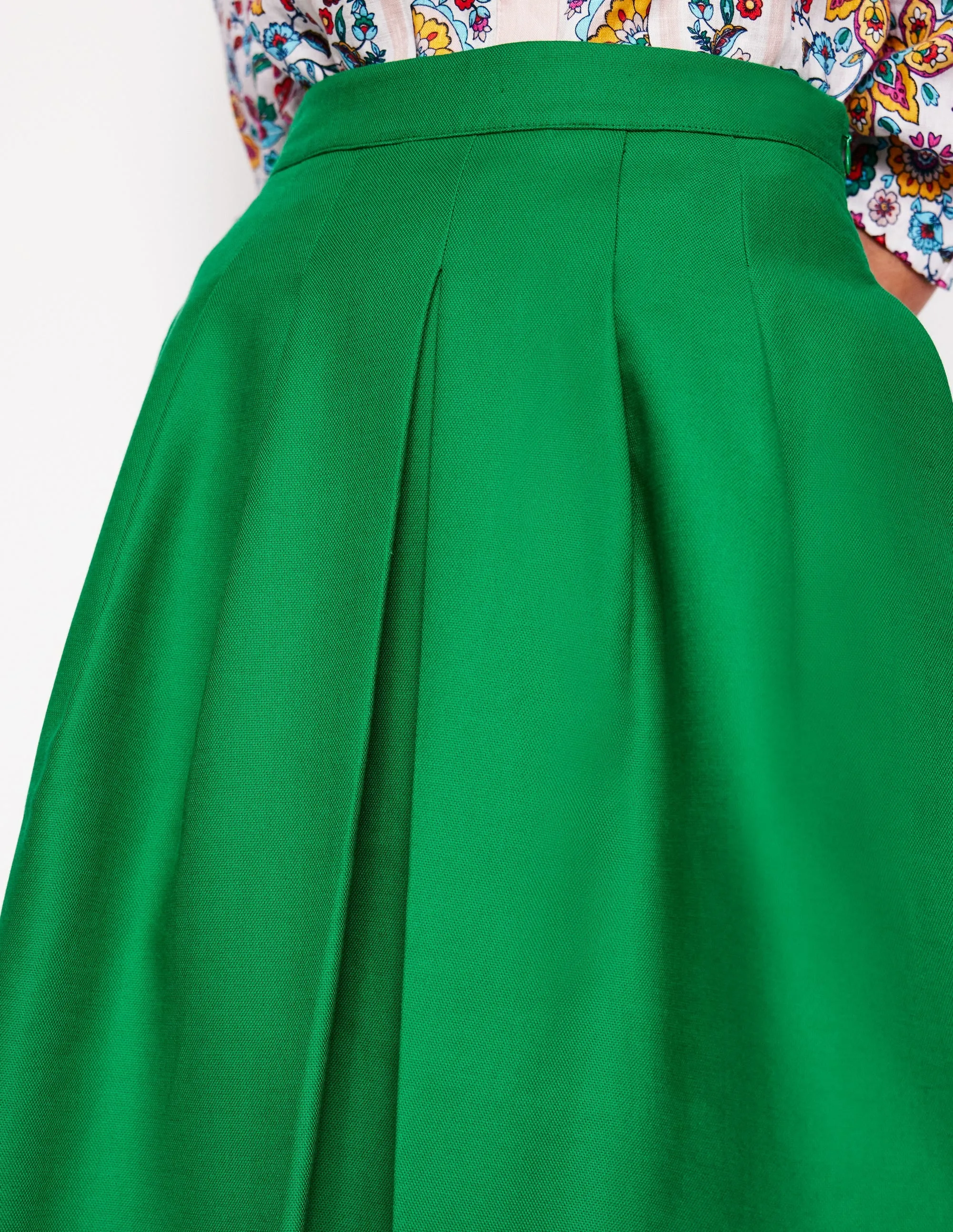 Pleat Detail Midi Skirt-Rich Emerald fresh natural