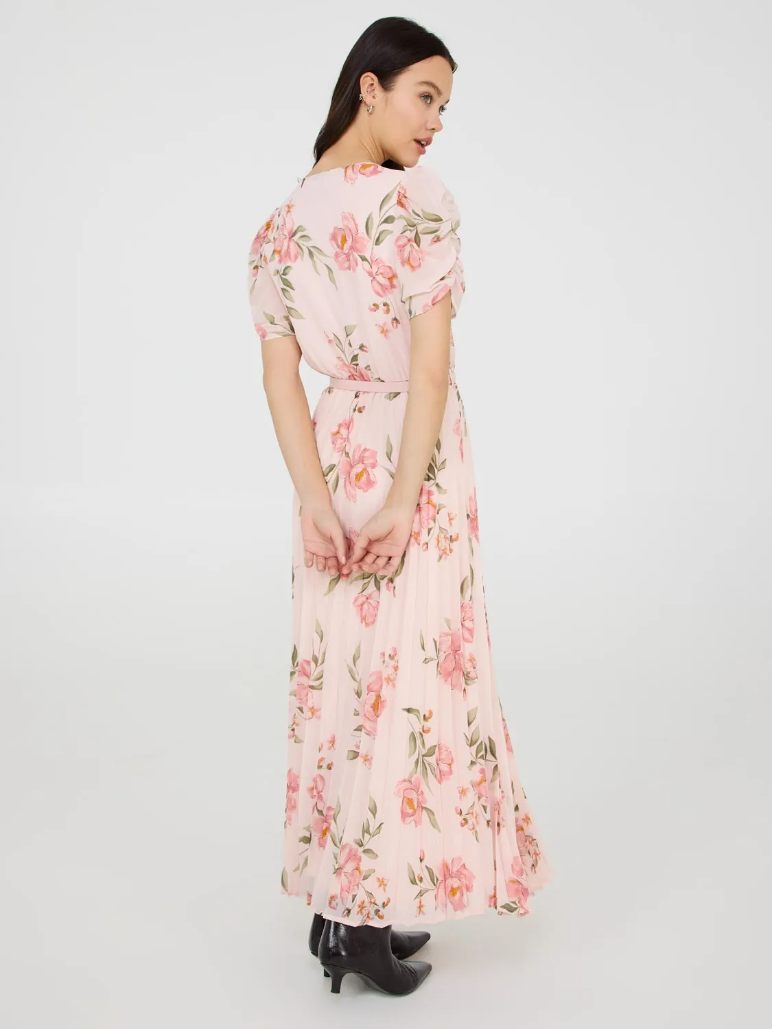 Printed V-Neck Pleated Midi Dress cozy vibe