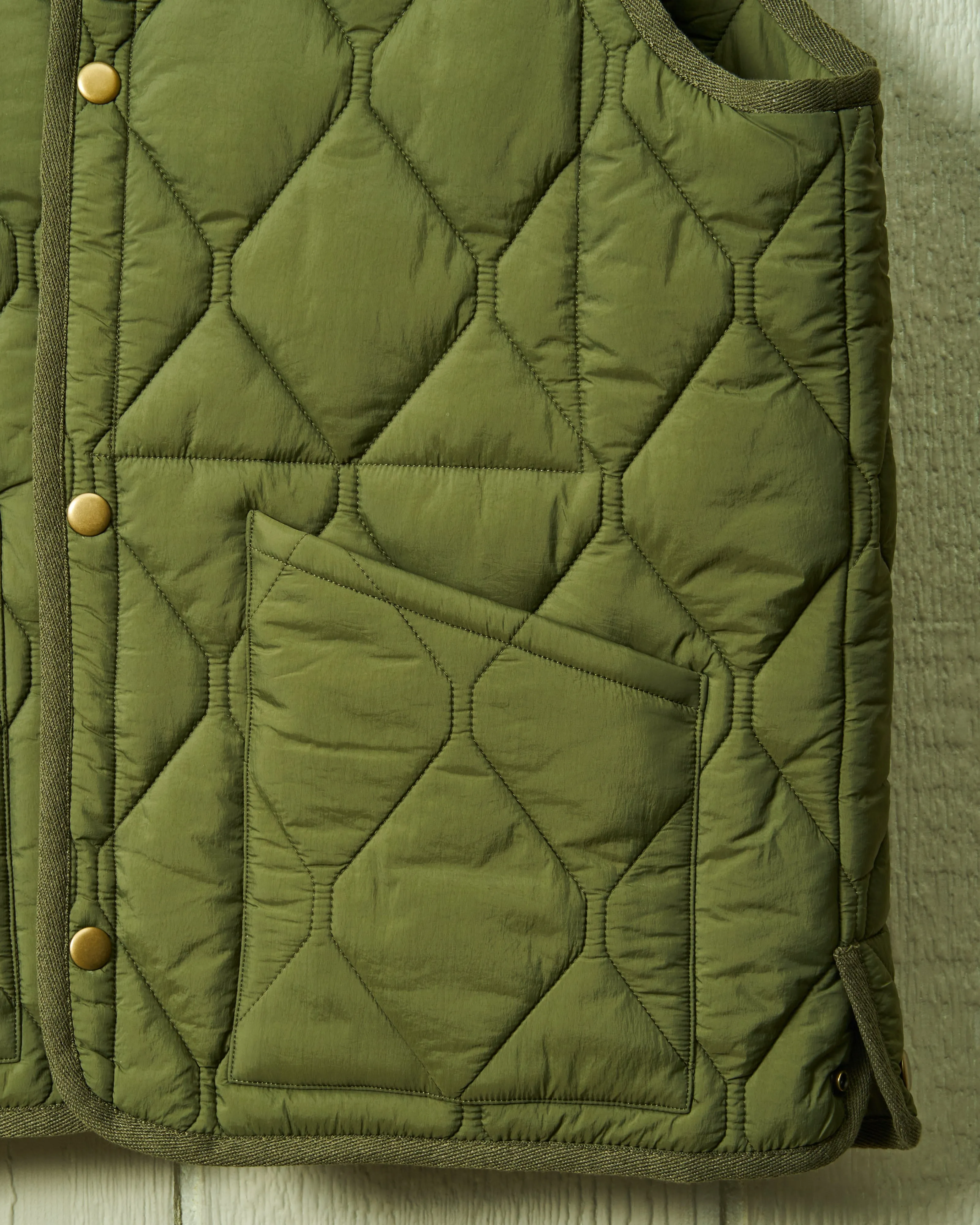 Quilted Vest in Olive mountain trail fit