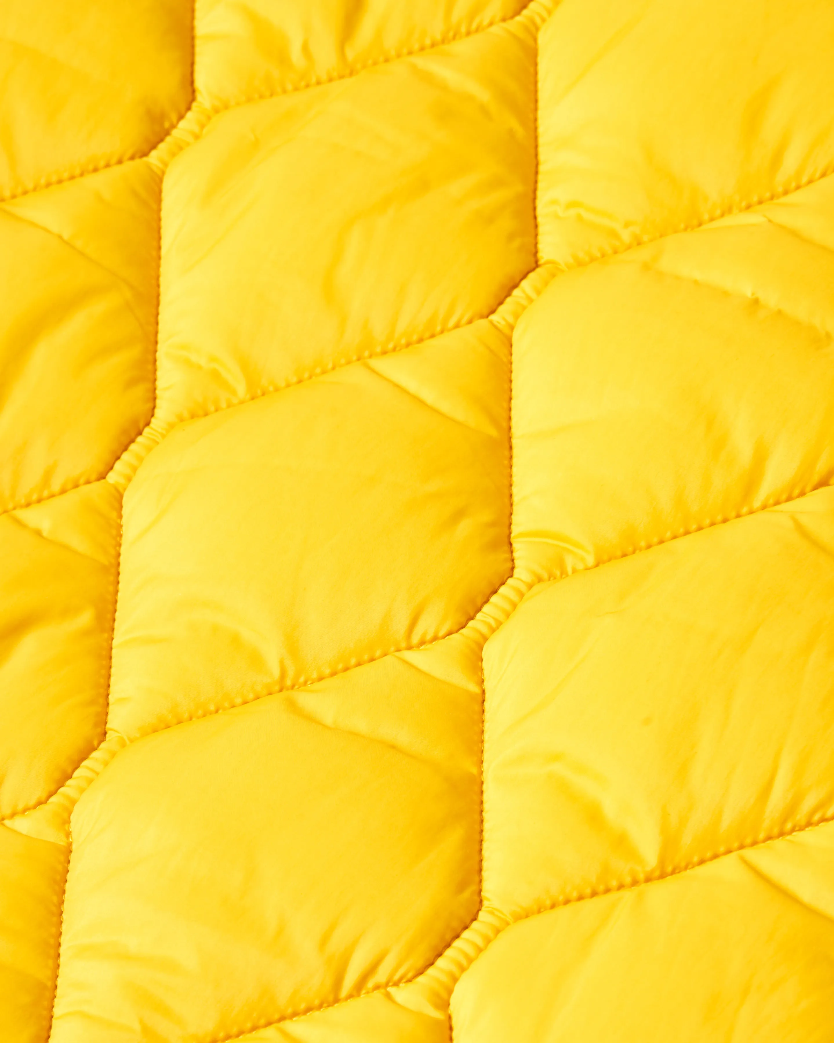 Quilted Vest in Yellow active windwear