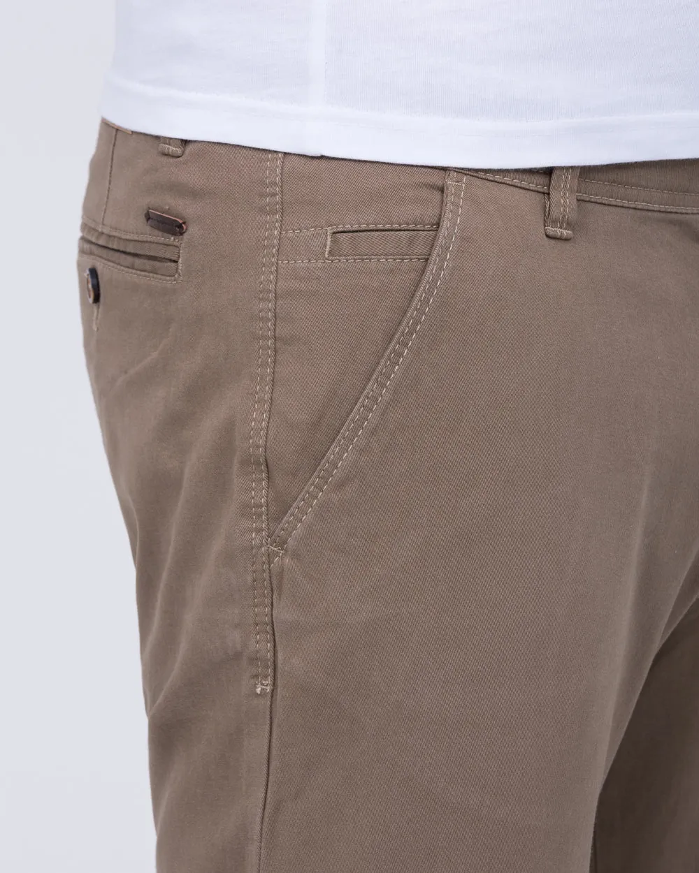 Redpoint Odessa Slim Fit Tall Chinos (dark beige) weekend brunch
