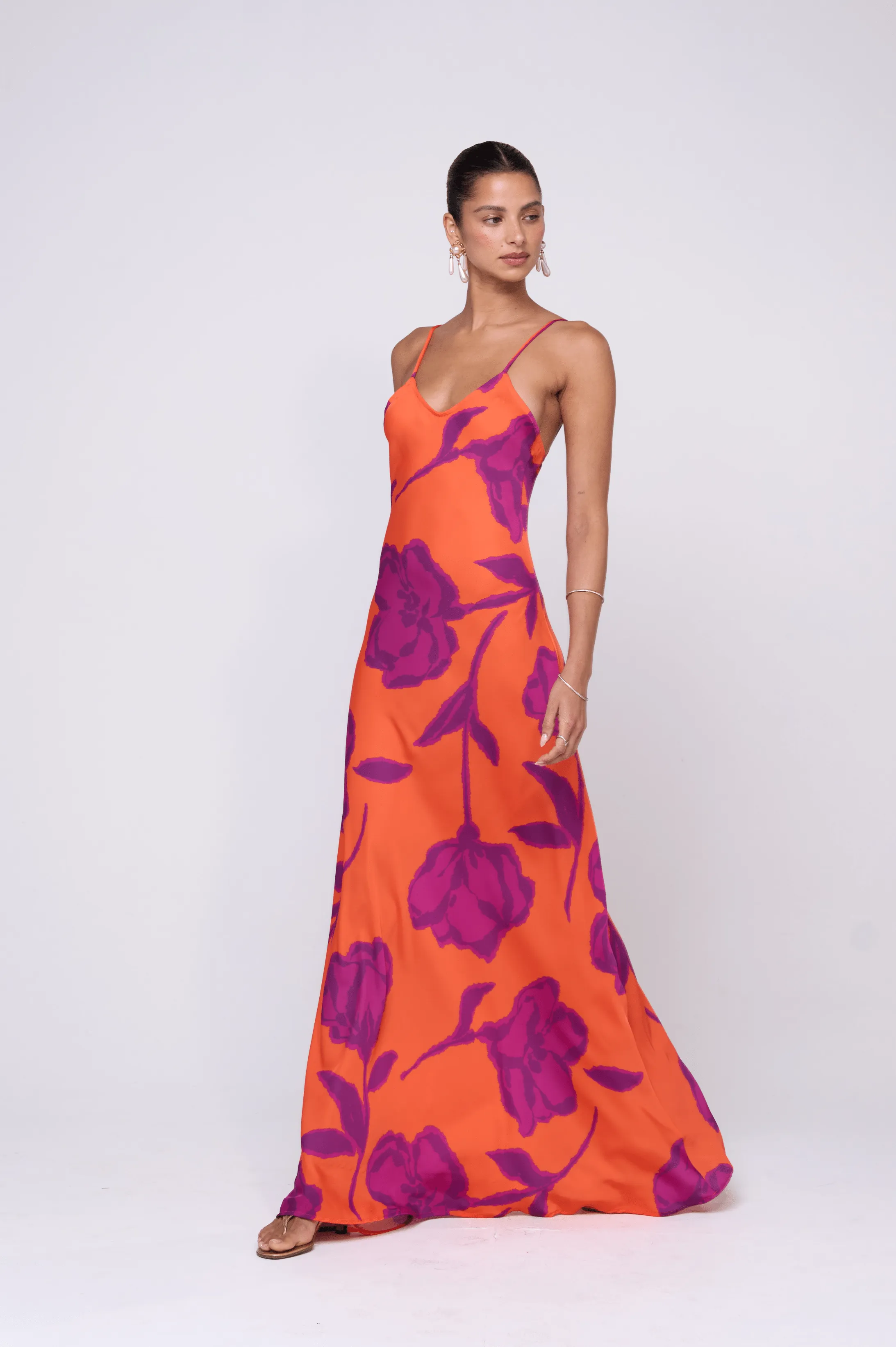 Rose Dress in Mandarin feminine details