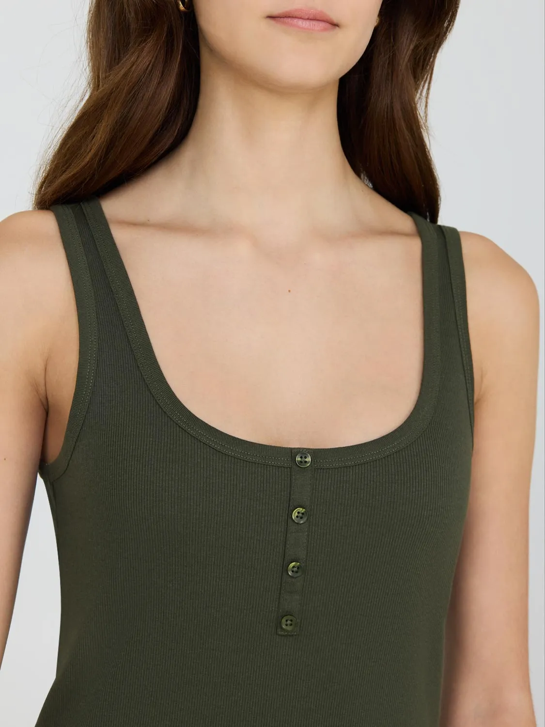 Scoop Neck Sleeveless Ribbed Top style shift