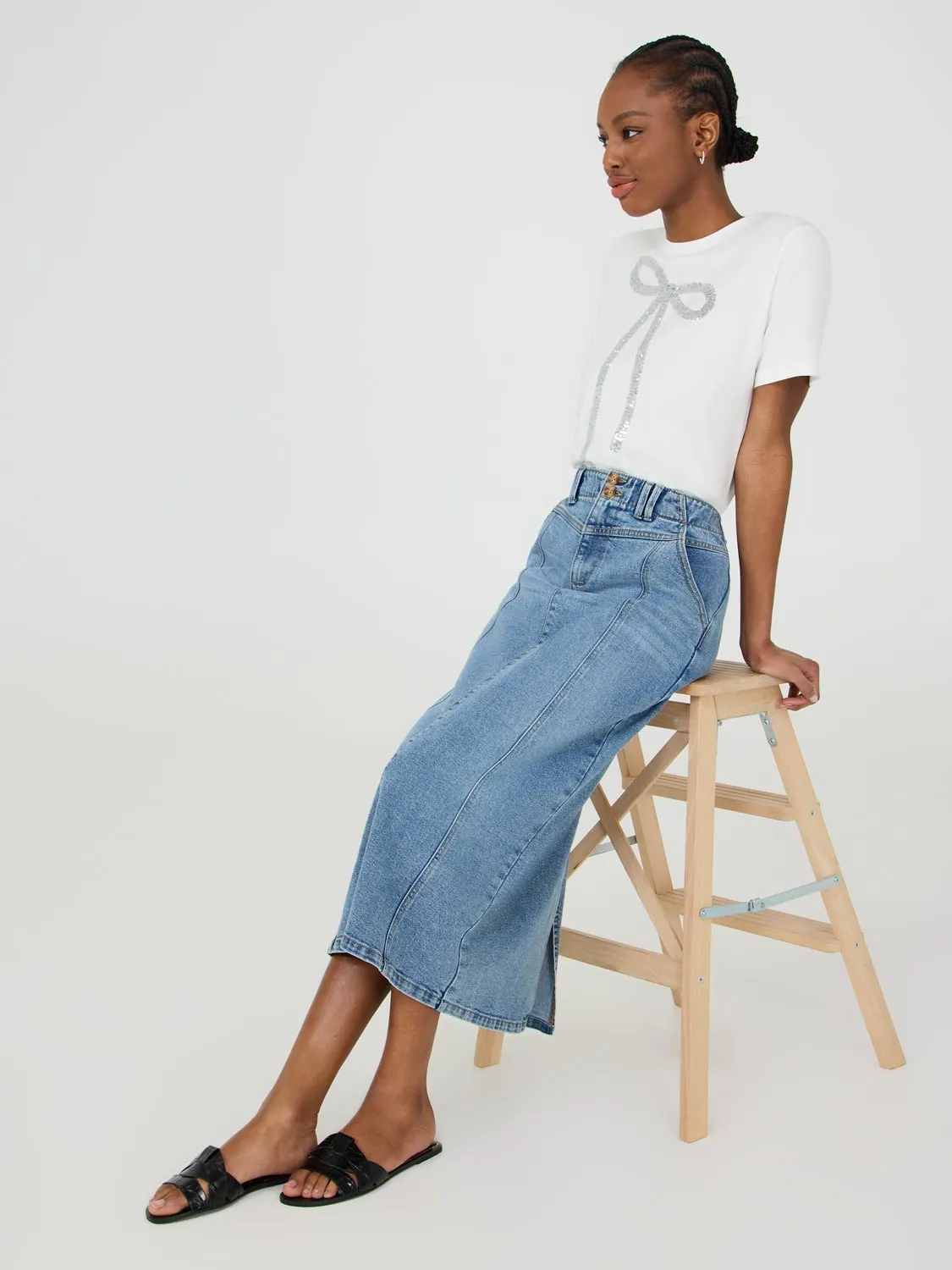 Short Sleeve T-Shirt With Sequin Bow Style Goals