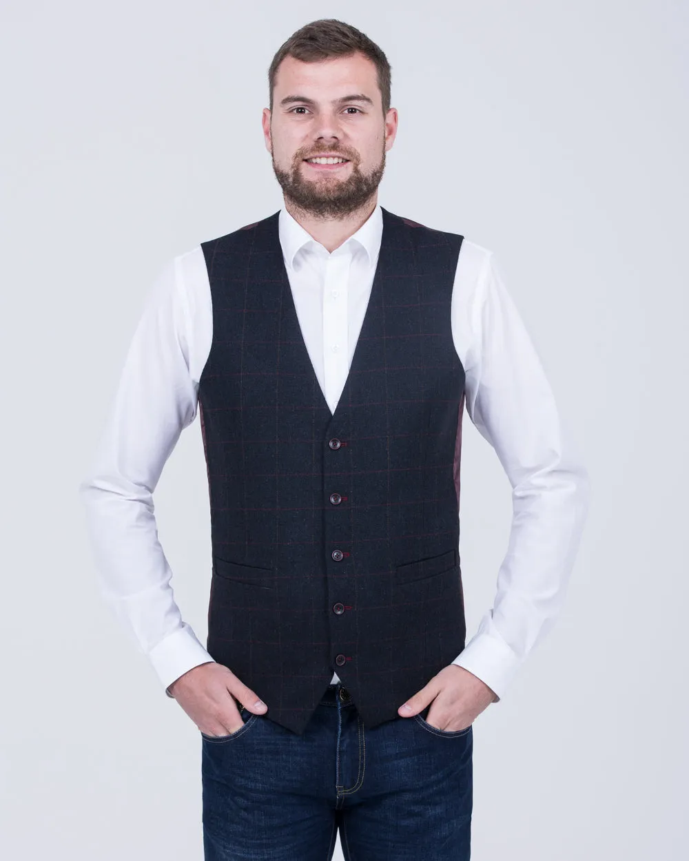 Skopes Aiken Slim Fit Tall Waistcoat (navy/red check) smart outfit