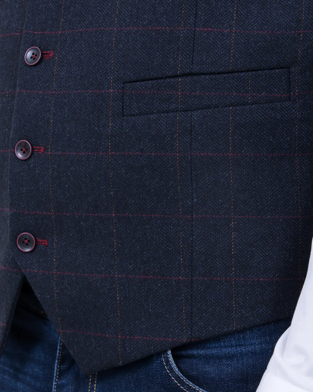 Skopes Aiken Slim Fit Tall Waistcoat (navy/red check) daily outfit