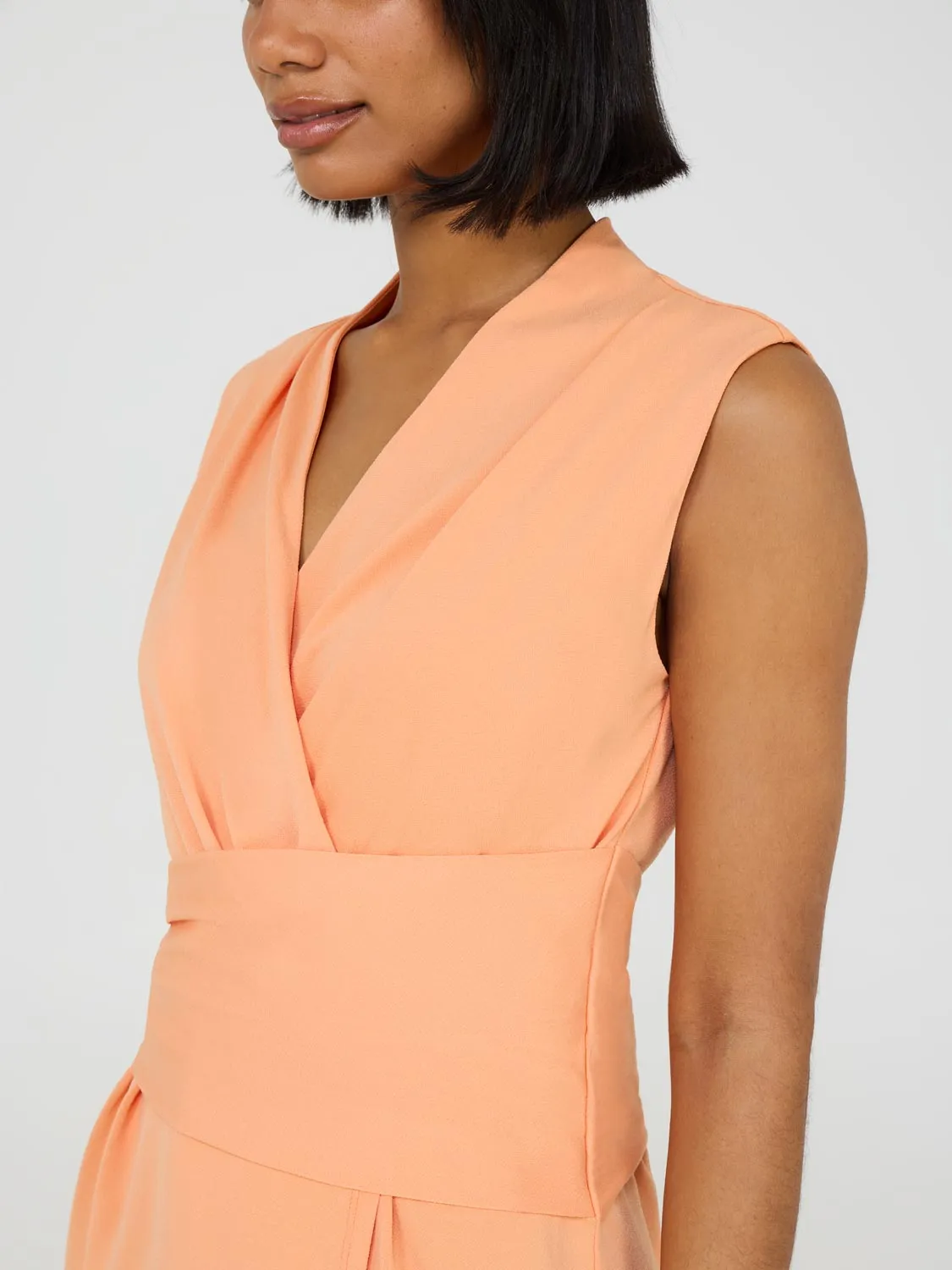Sleeveless Crossover Top With Pleating daily vibe
