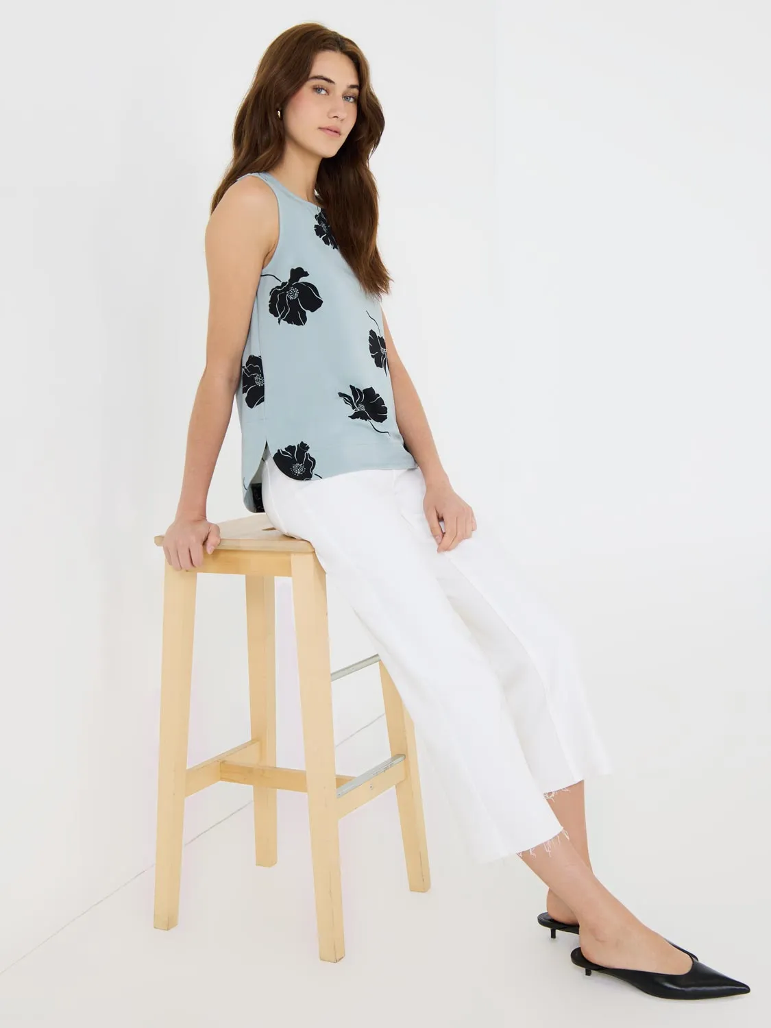 Sleeveless Floral Crepe Shell Top wardrobe core