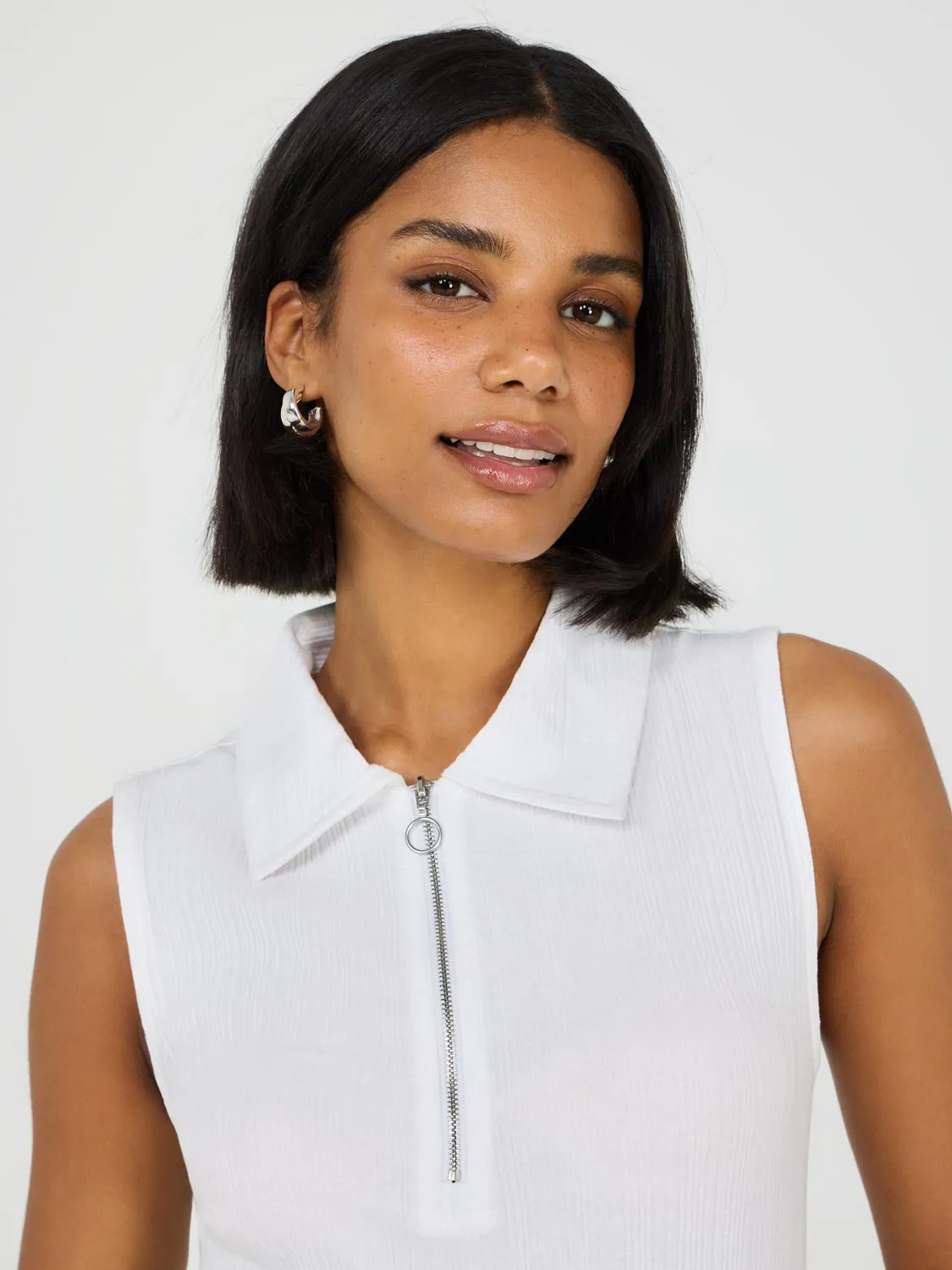 Sleeveless Half-Zip Polo Top breathable feel