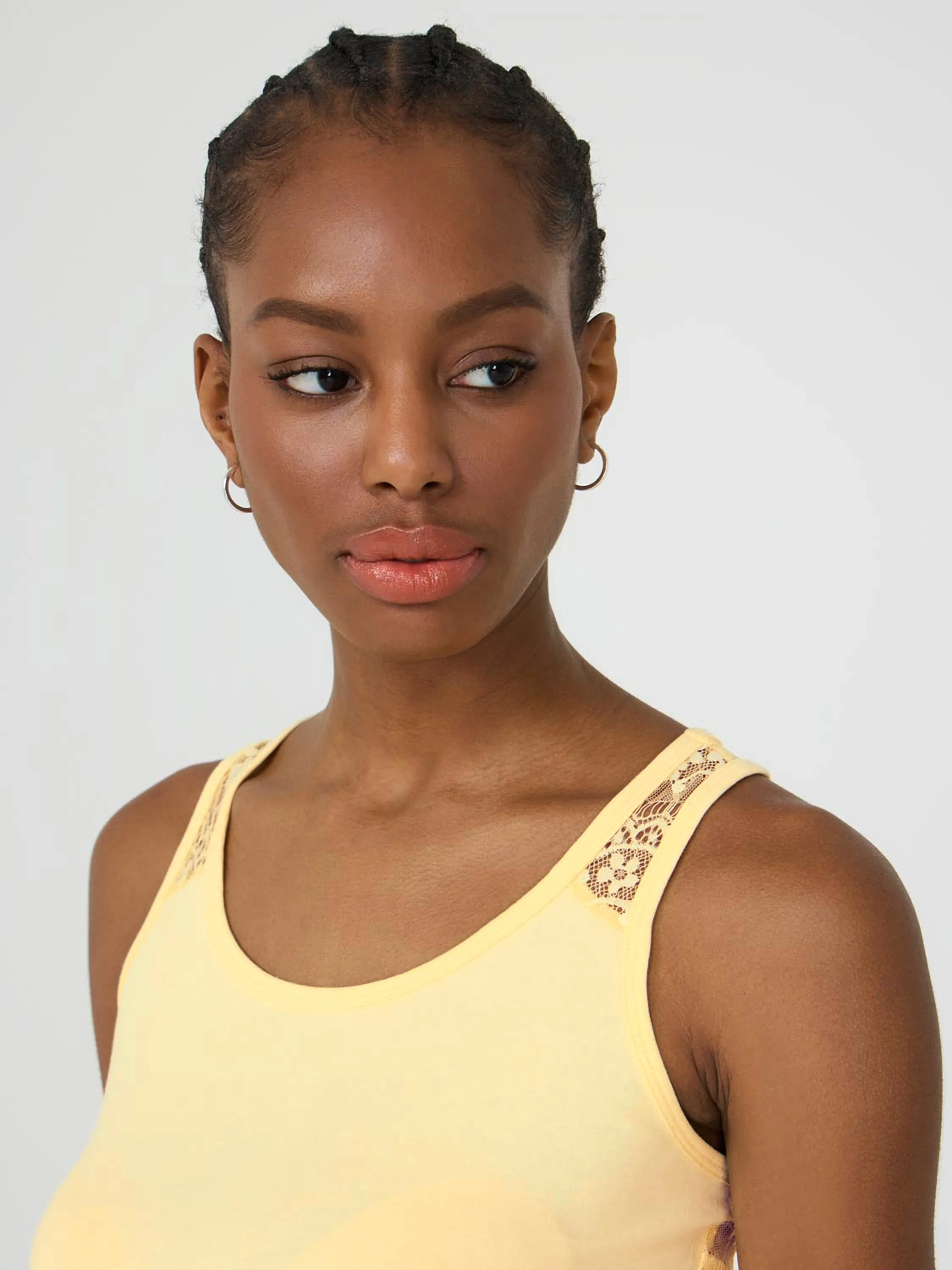 Sleeveless Lace Top timeless chic