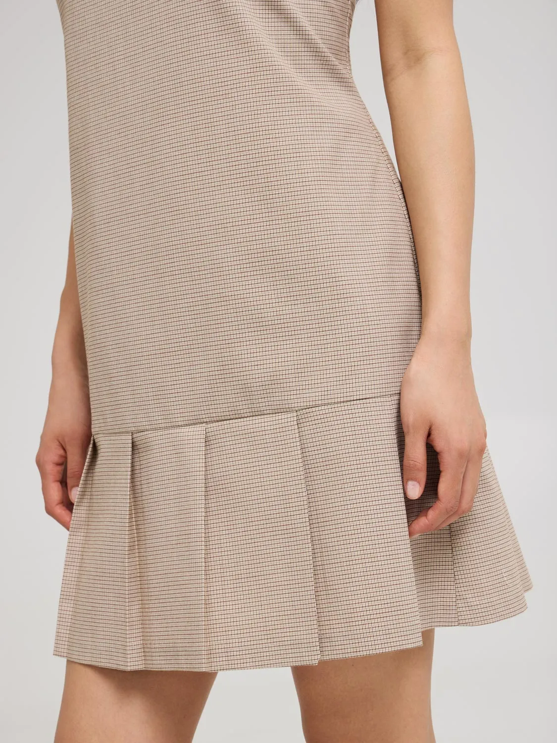 Sleeveless Mini Check Pleated Hem Dress diverse choice