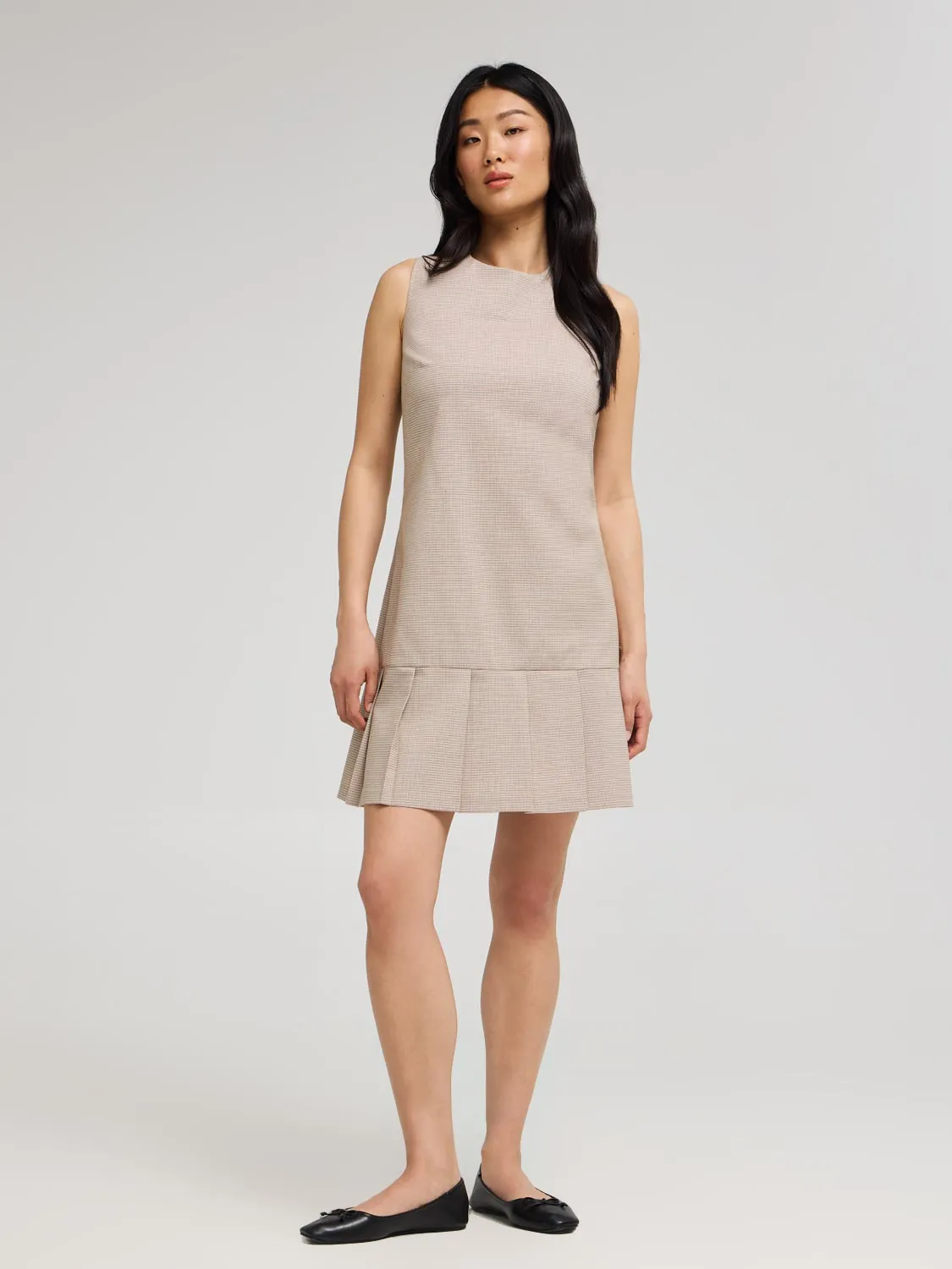 Sleeveless Mini Check Pleated Hem Dress business negotiation