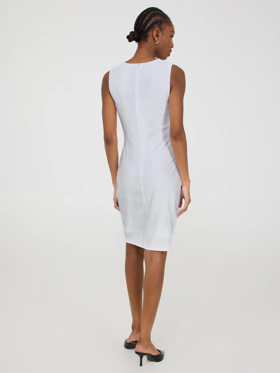 Sleeveless Patterned Sheath Dress body confidence