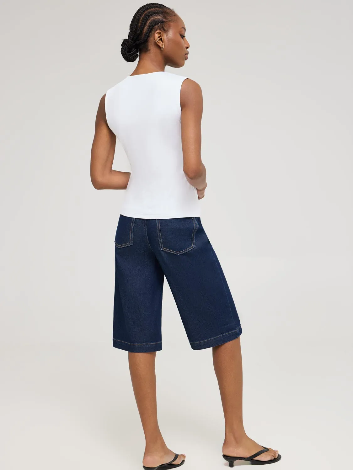 Sleeveless V-Neck Empire Waist Top wearable core