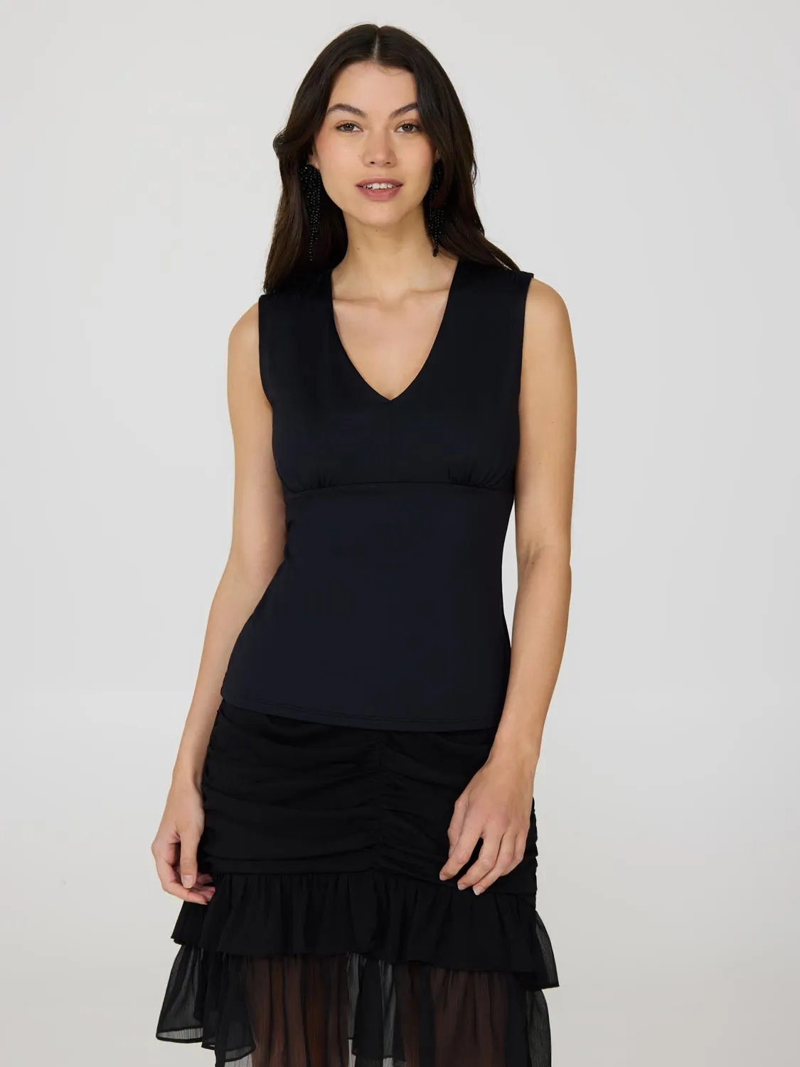 Sleeveless V-Neck Empire Waist Top mix ready