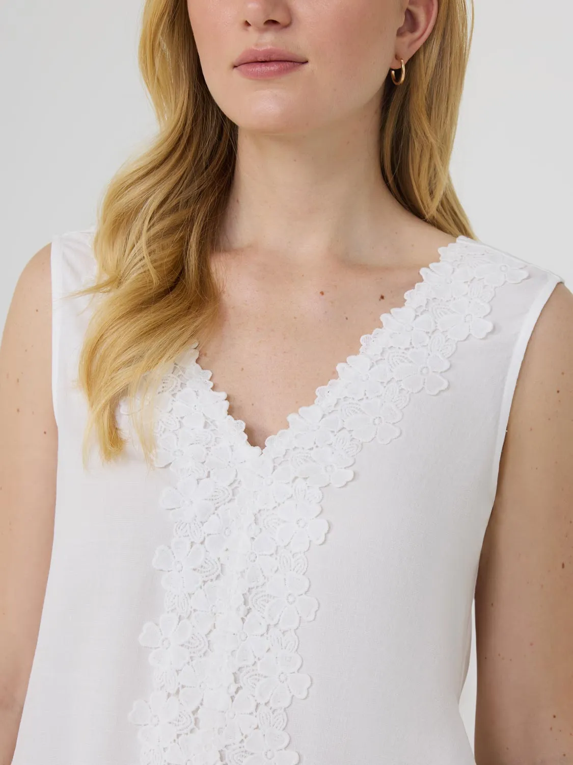 Sleeveless V-Neck Top With Floral Embroidery sport fusion