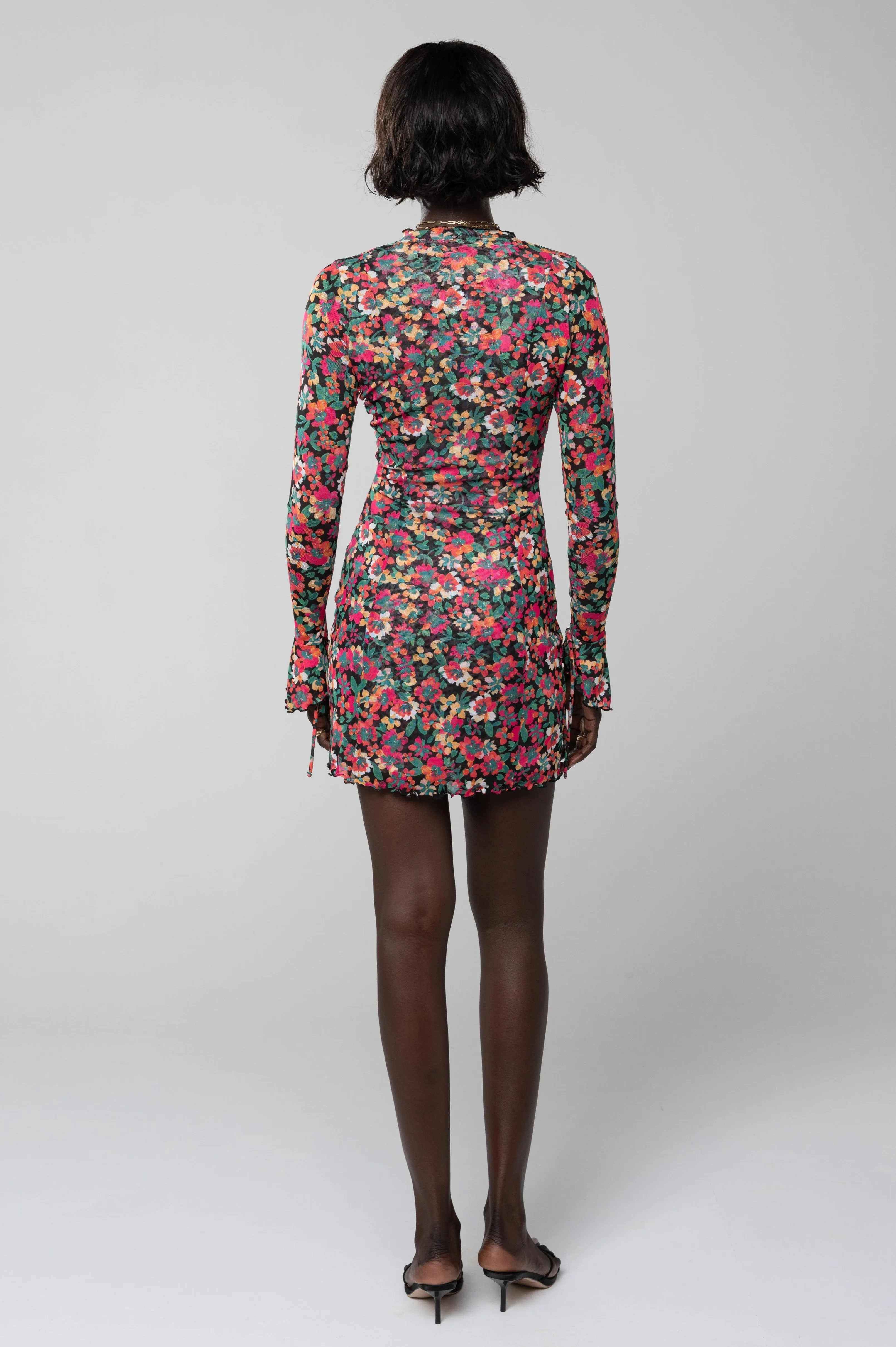 Sloane Mini in Casablanca free style
