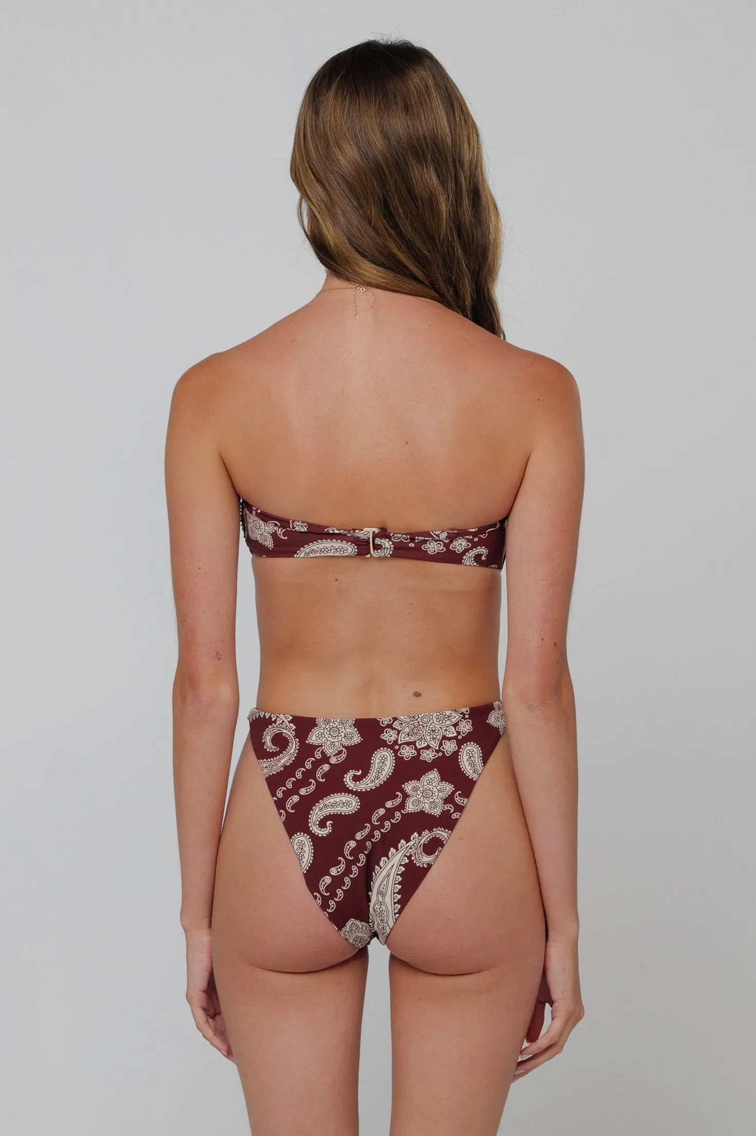 Spencer Bikini Top in Bronco custom fit