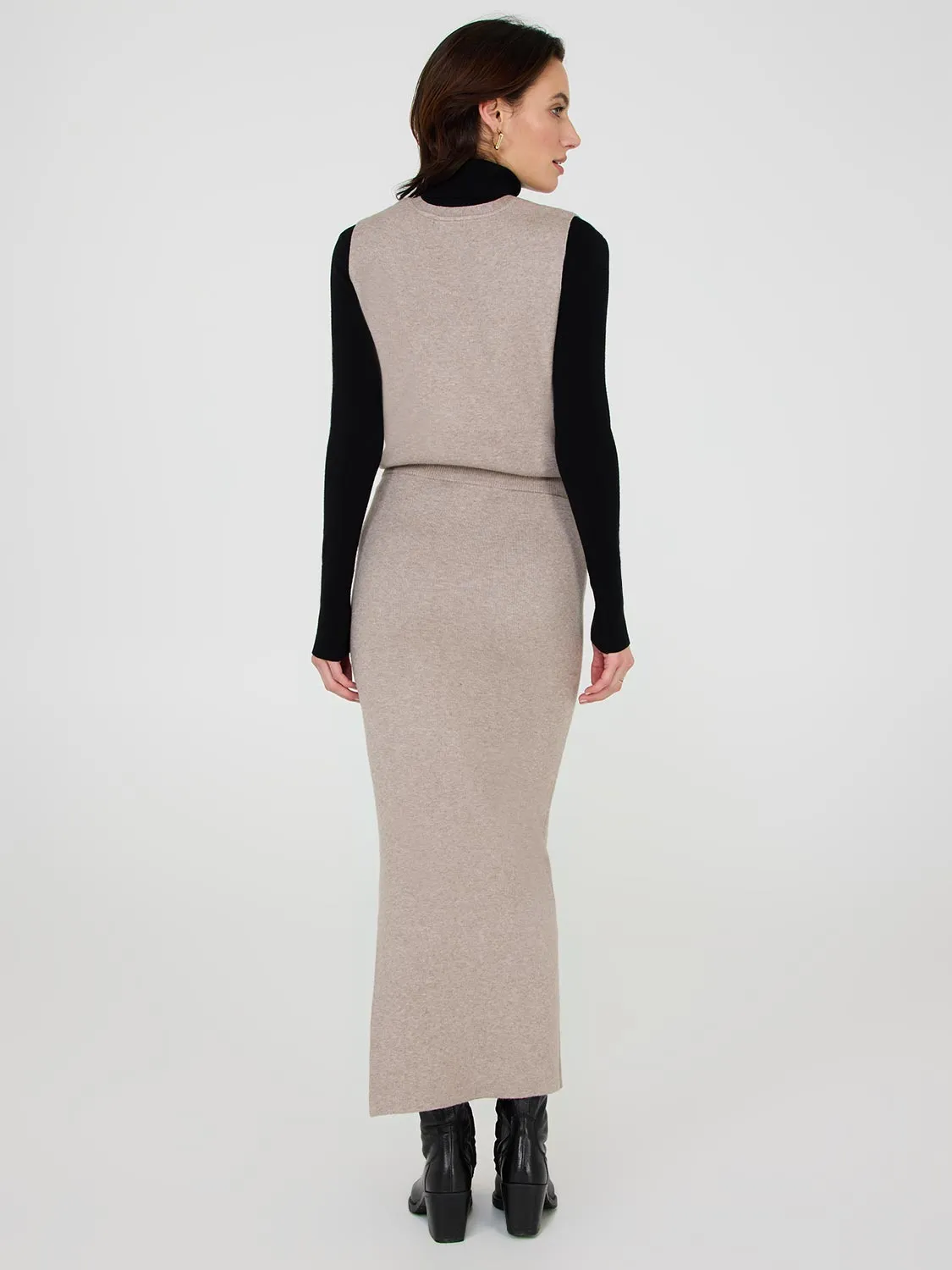 Sweater Knit Pencil Skirt skin touch
