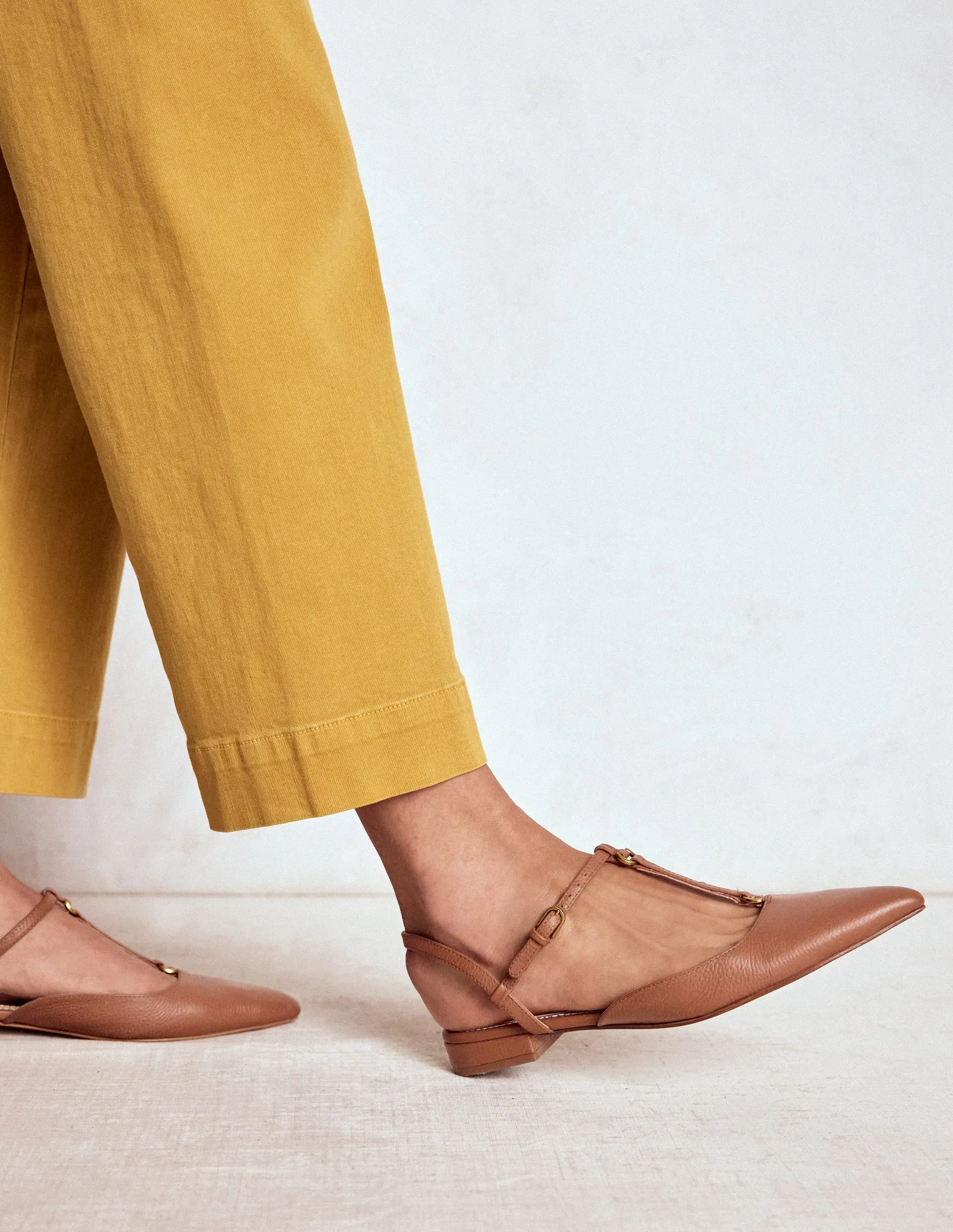 T-Bar Point Flats-Tan color variety