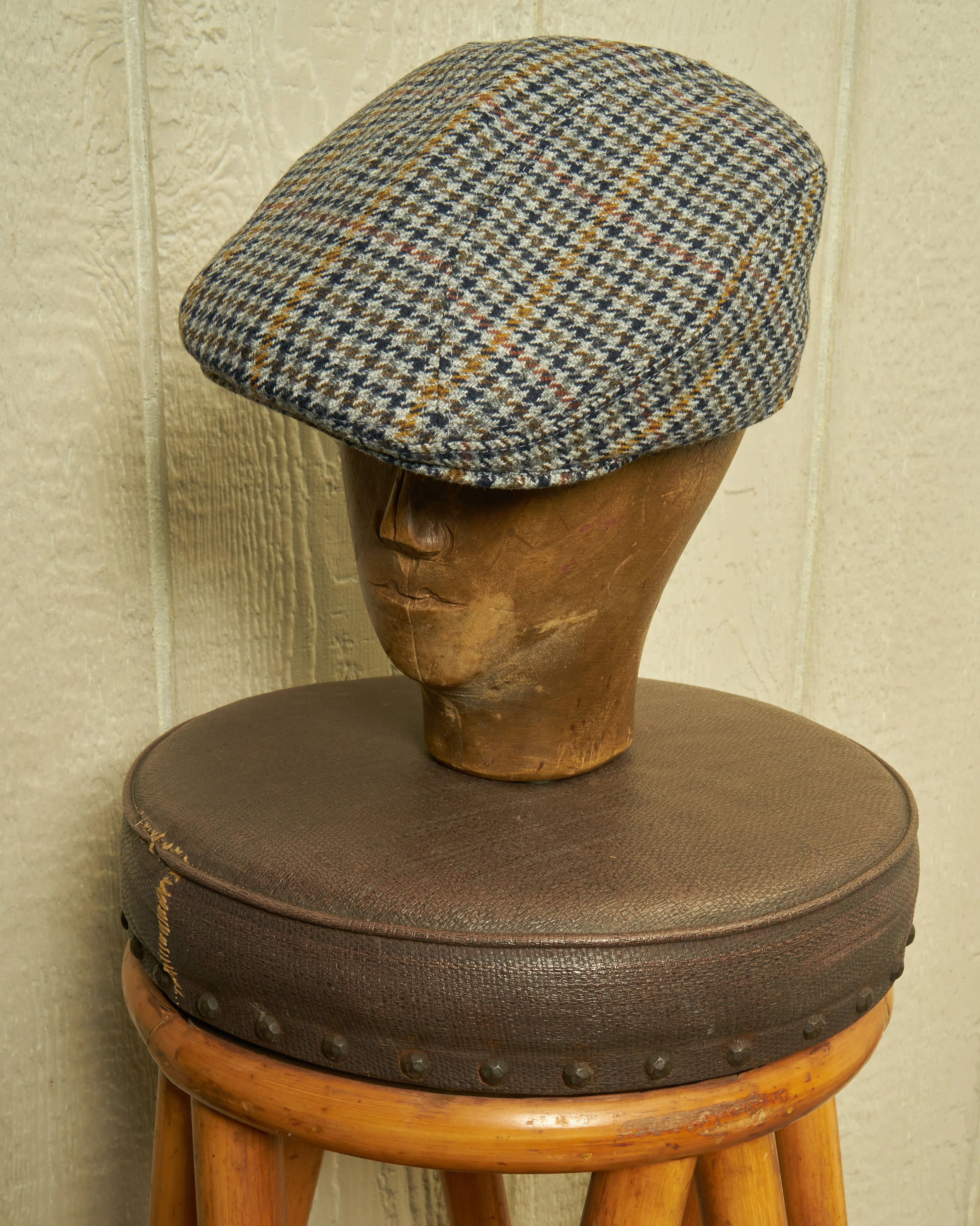 Touring Cap in Grey Houndstooth Wool festival day