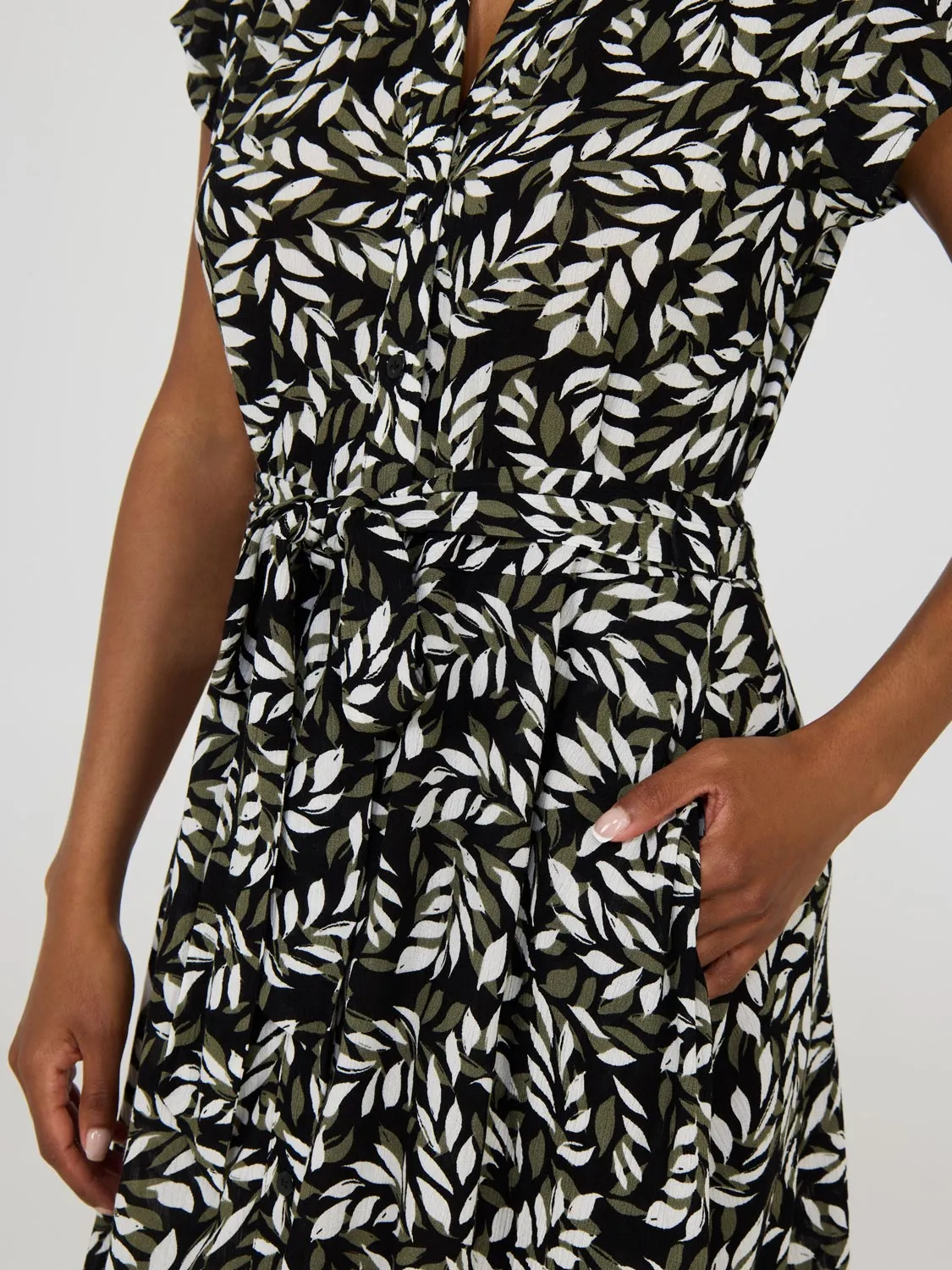 Tropical Print Button-Front Textured Dress confident look