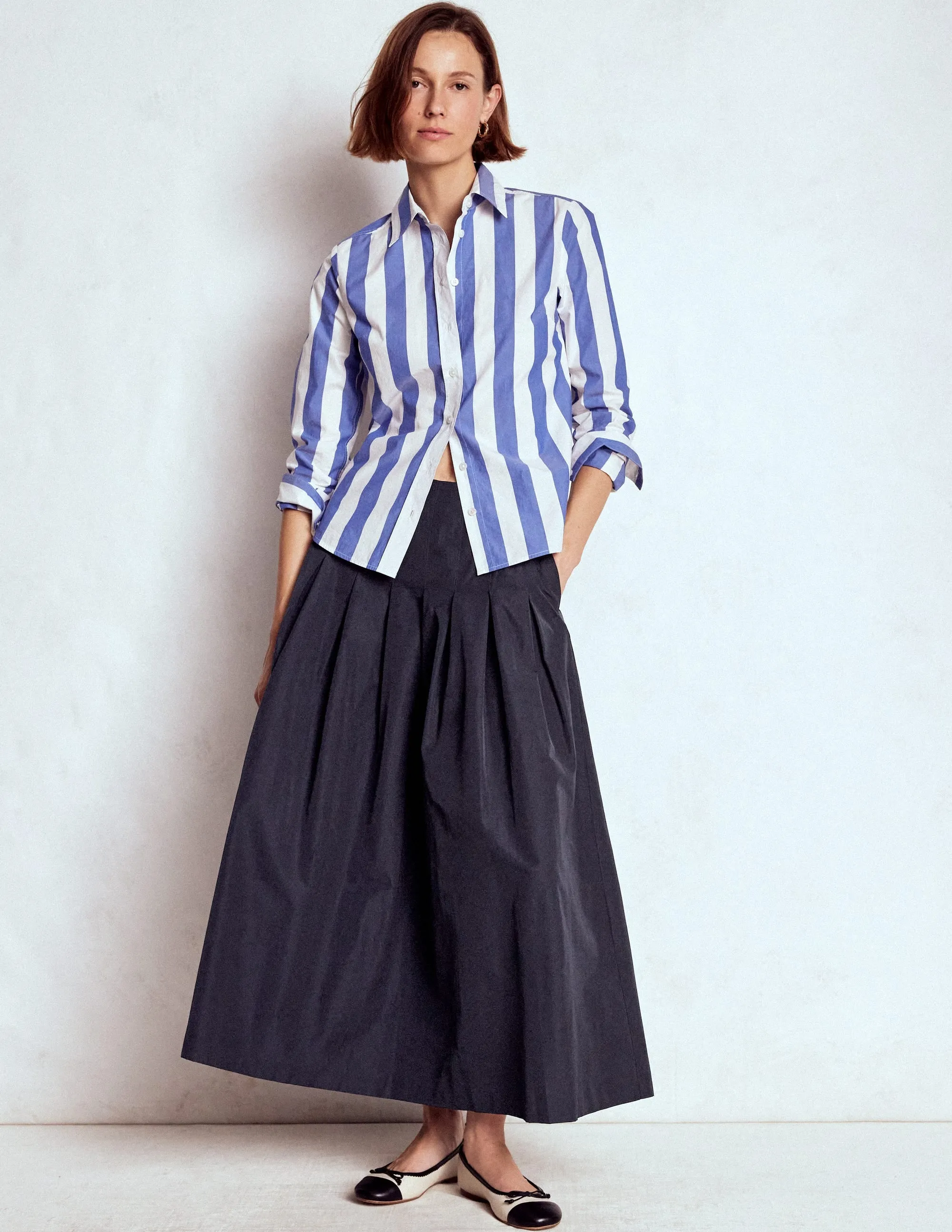 Valentina Taffeta Midi Skirt-Navy bold move