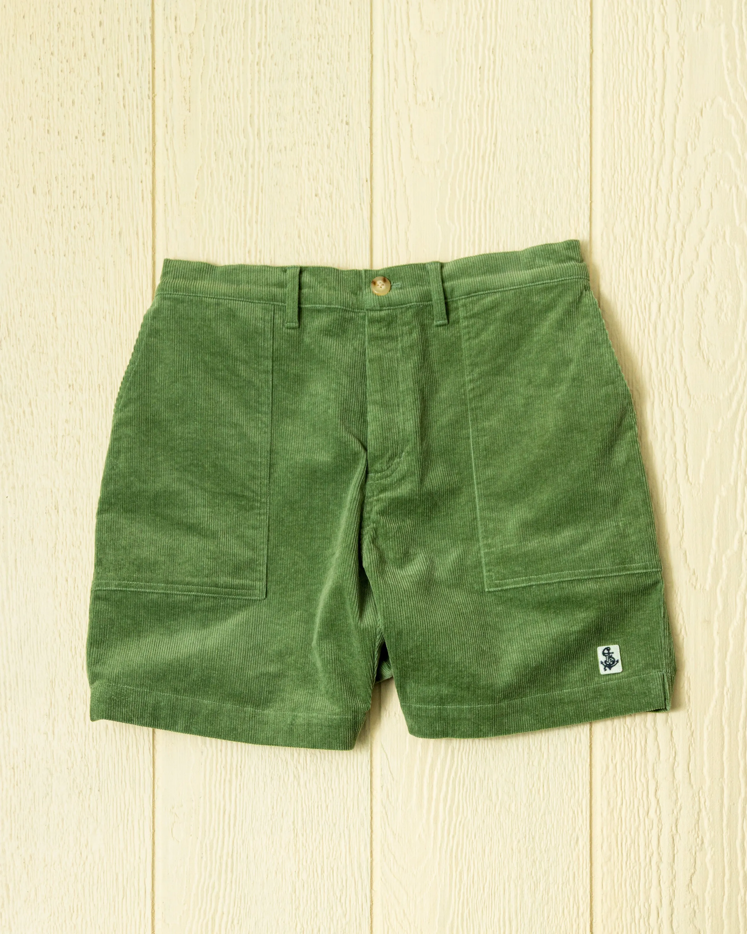 Ventura Short in Sage Corduroy running essential