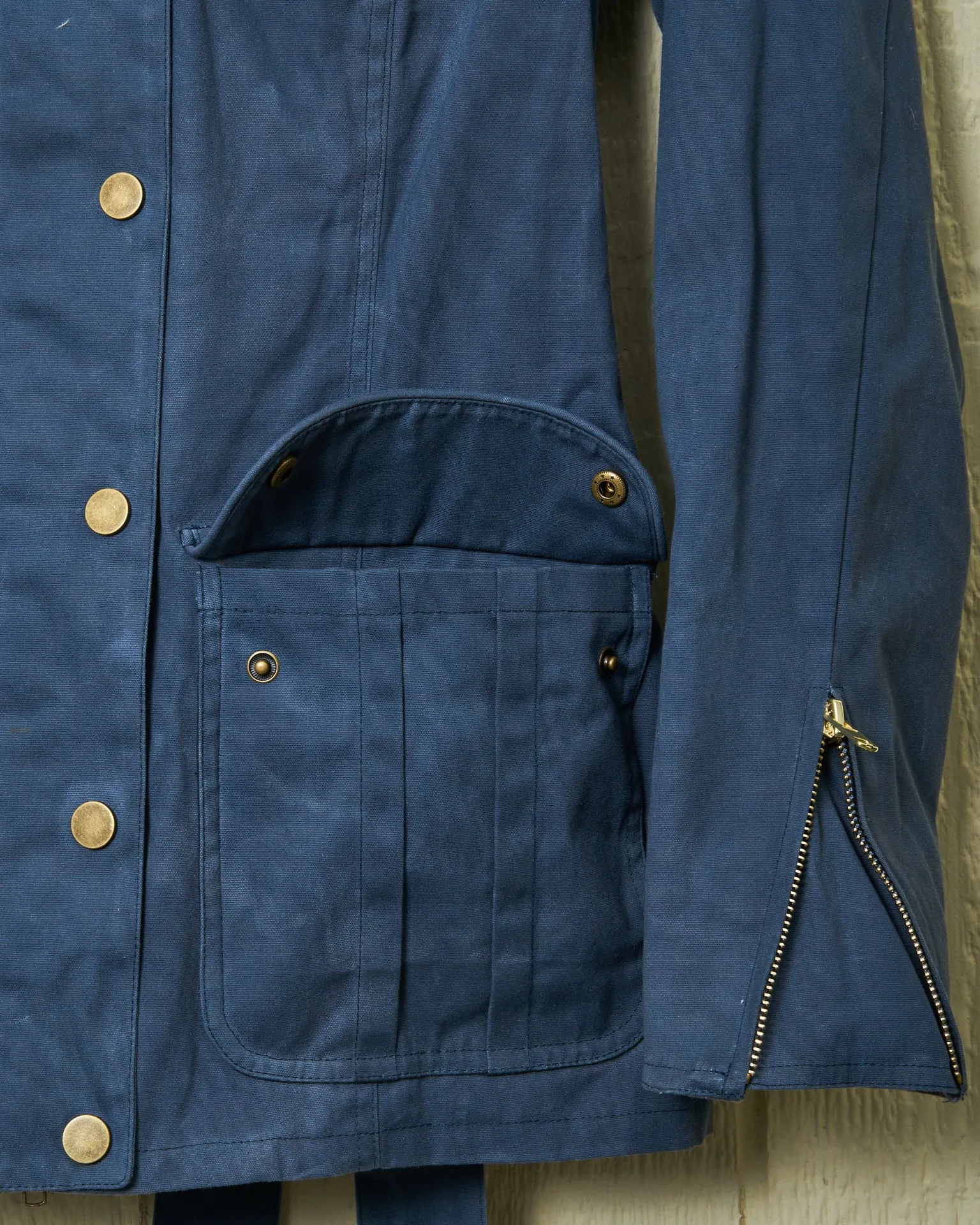 Womens Aberdeen Jacket in Navy Waxed Canvas breezy walk shield