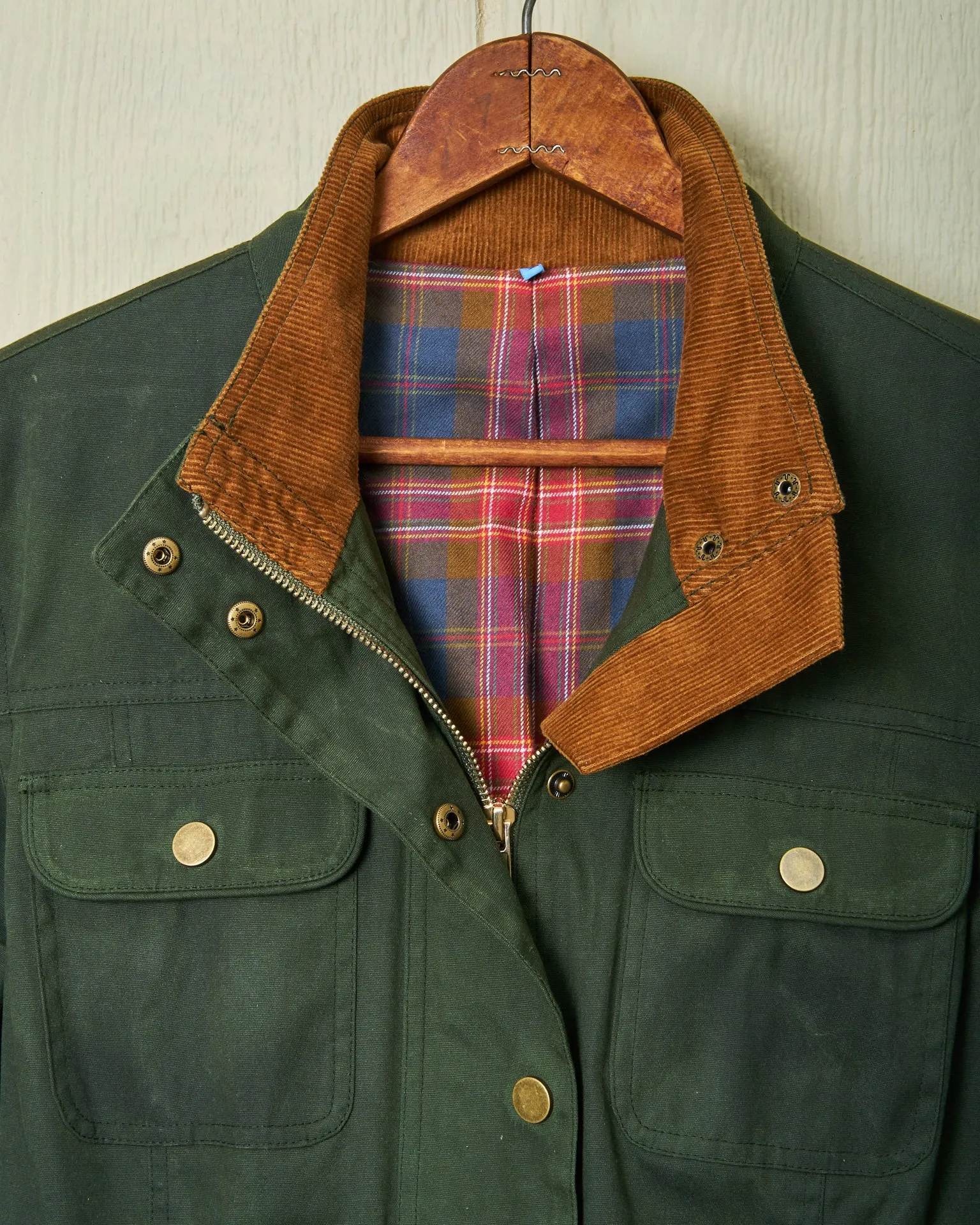 Womens Aberdeen Jacket in Olive Waxed Canvas timeless comfort look