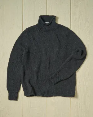 Women's Fisherman's Sweater in Charcoal mountain trip