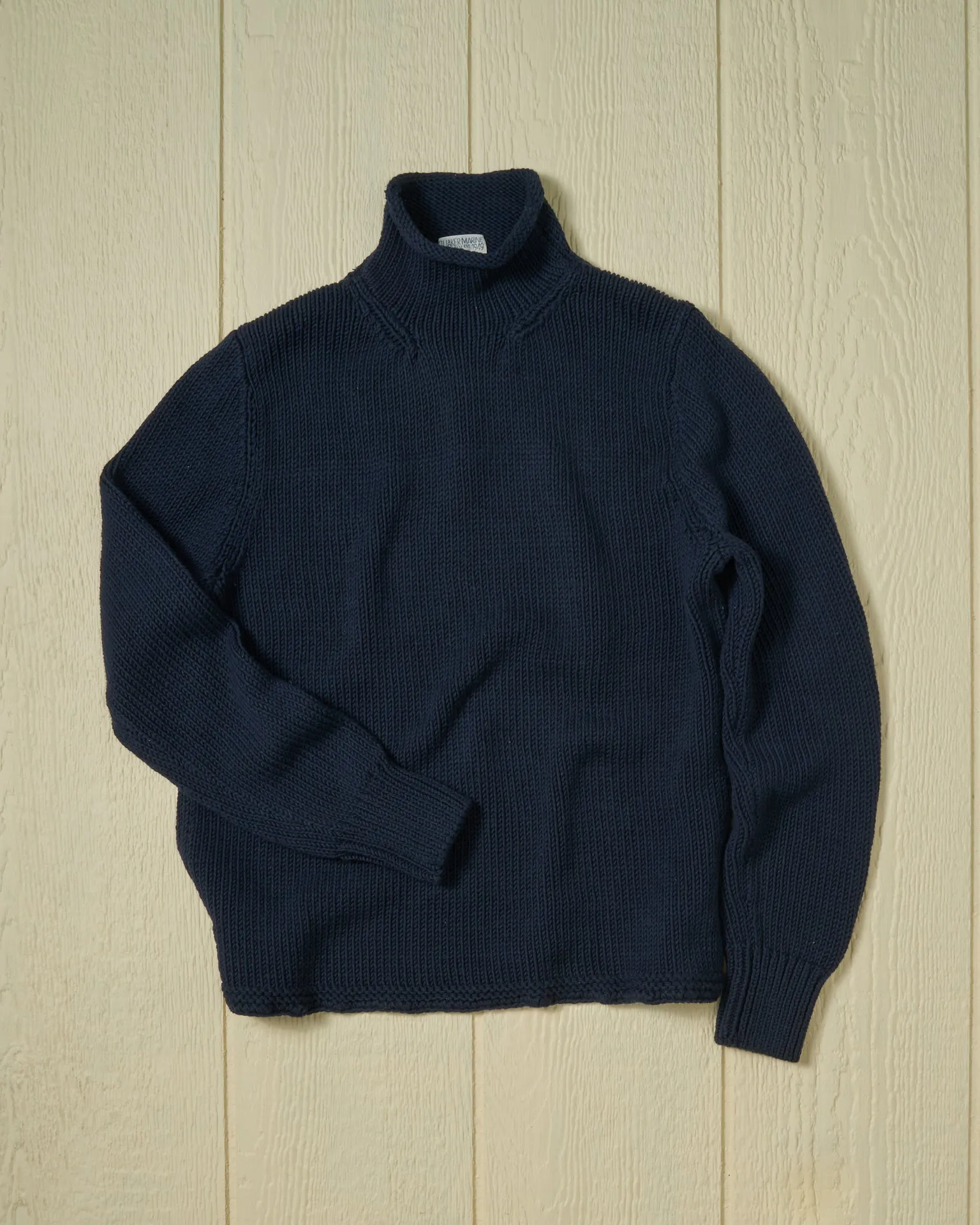 Women's Fisherman's Sweater in Navy all-season