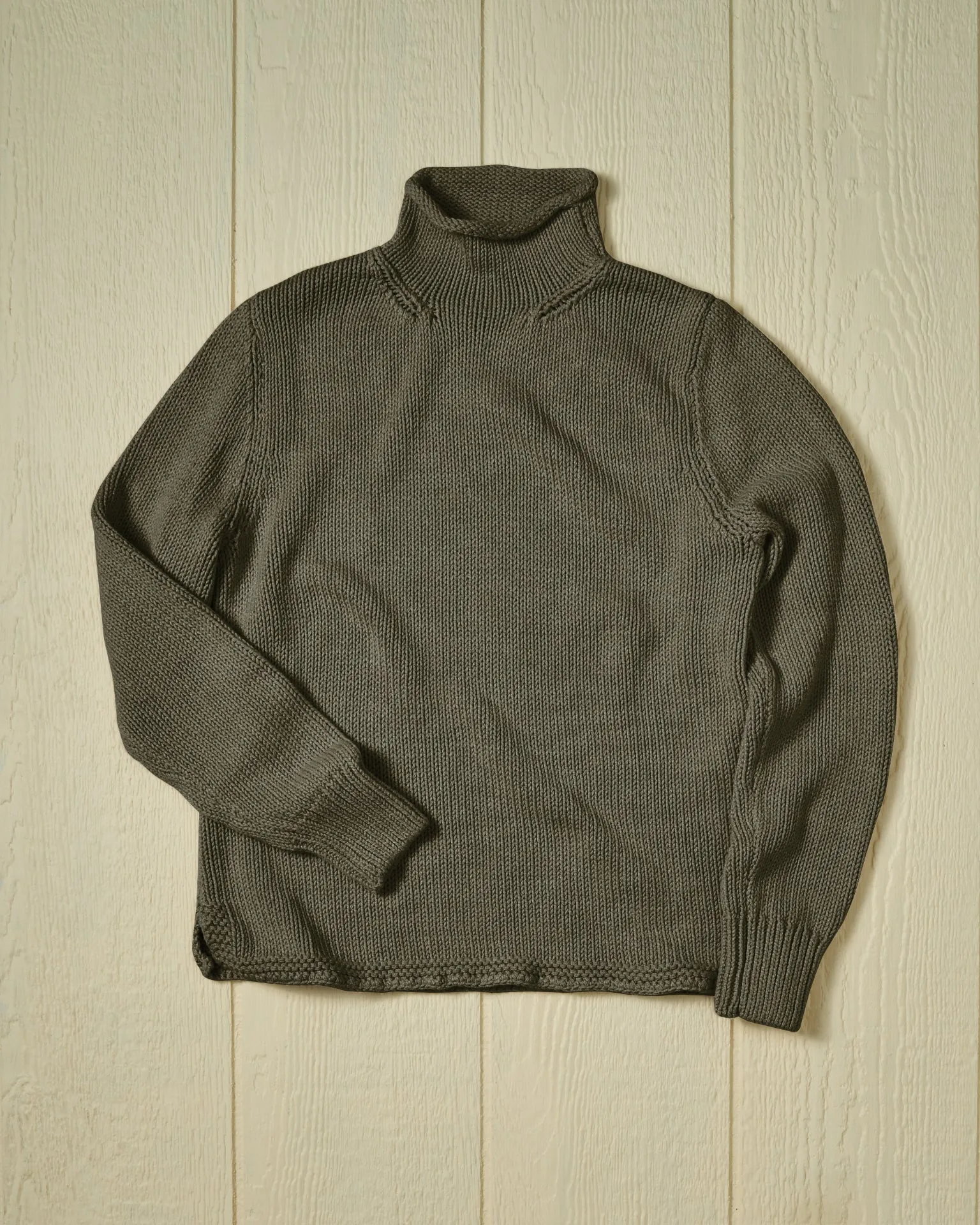 Women's Fisherman's Sweater in Olive mountain ready