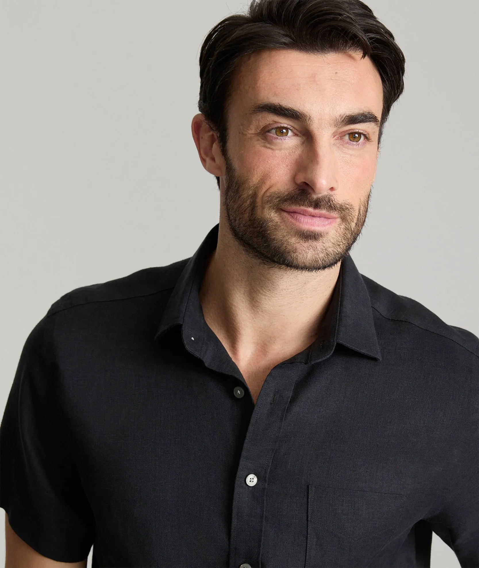 Wrinkle-Resistant Linen Short-Sleeve Cameron Shirt Chill Set